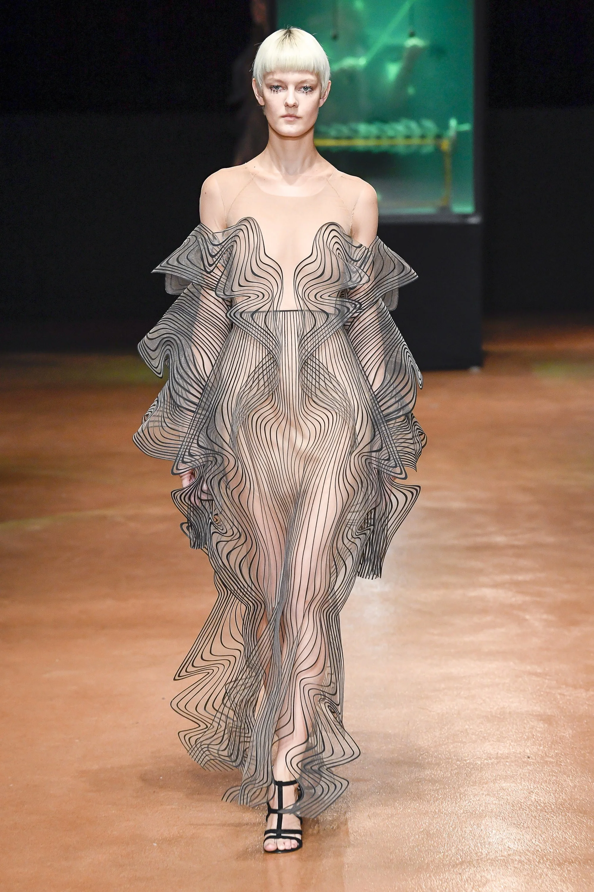 Iris van Herpen Fall 2017 Couture