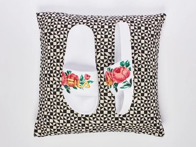 fila drifter embroidery