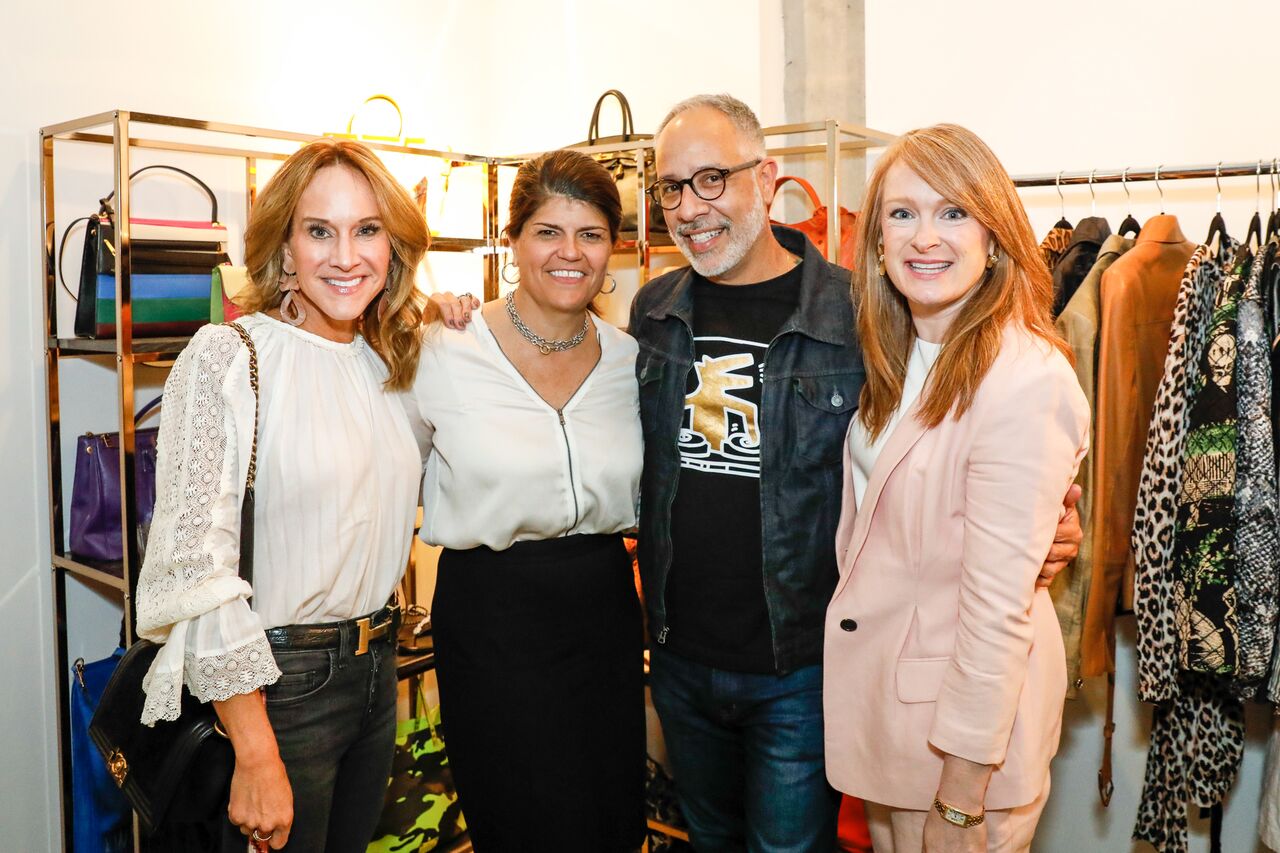 (l-r) Vickie Kirbo kirbyourstyle.com, LGS CEO Trish Lukasik, E. Vincent Martinez, Ashley Stamoulis suthingirl.com