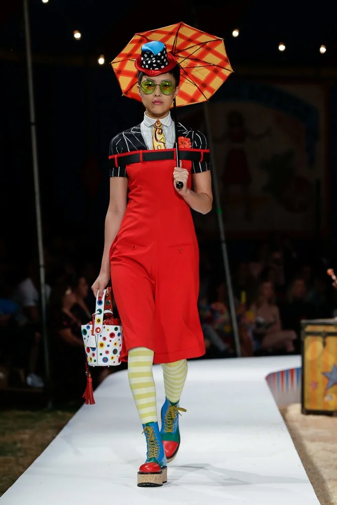 MOSCHINO SPRING 2019