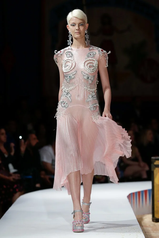 MOSCHINO SPRING 2019