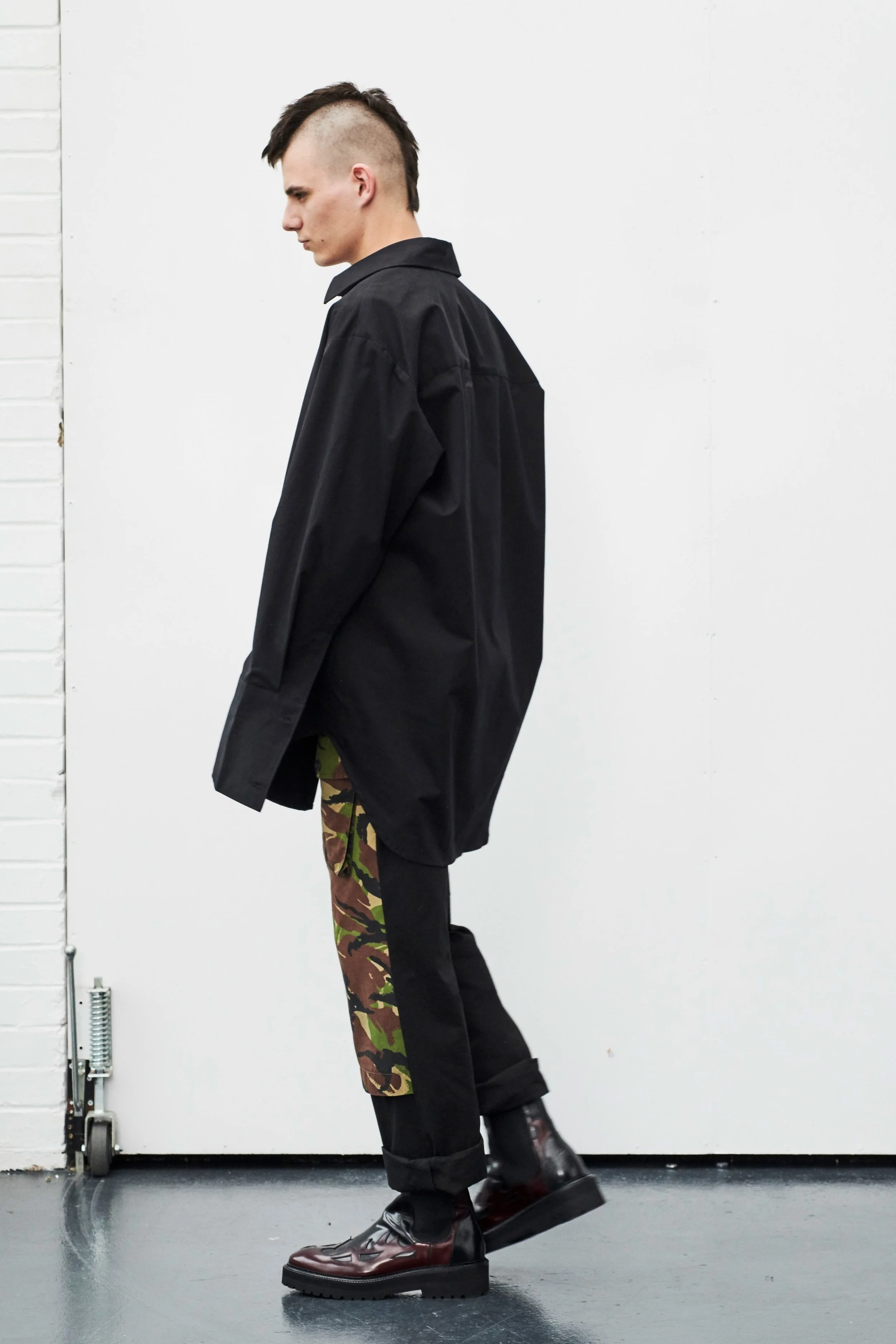 Yang Li Spring 2019 Menswear