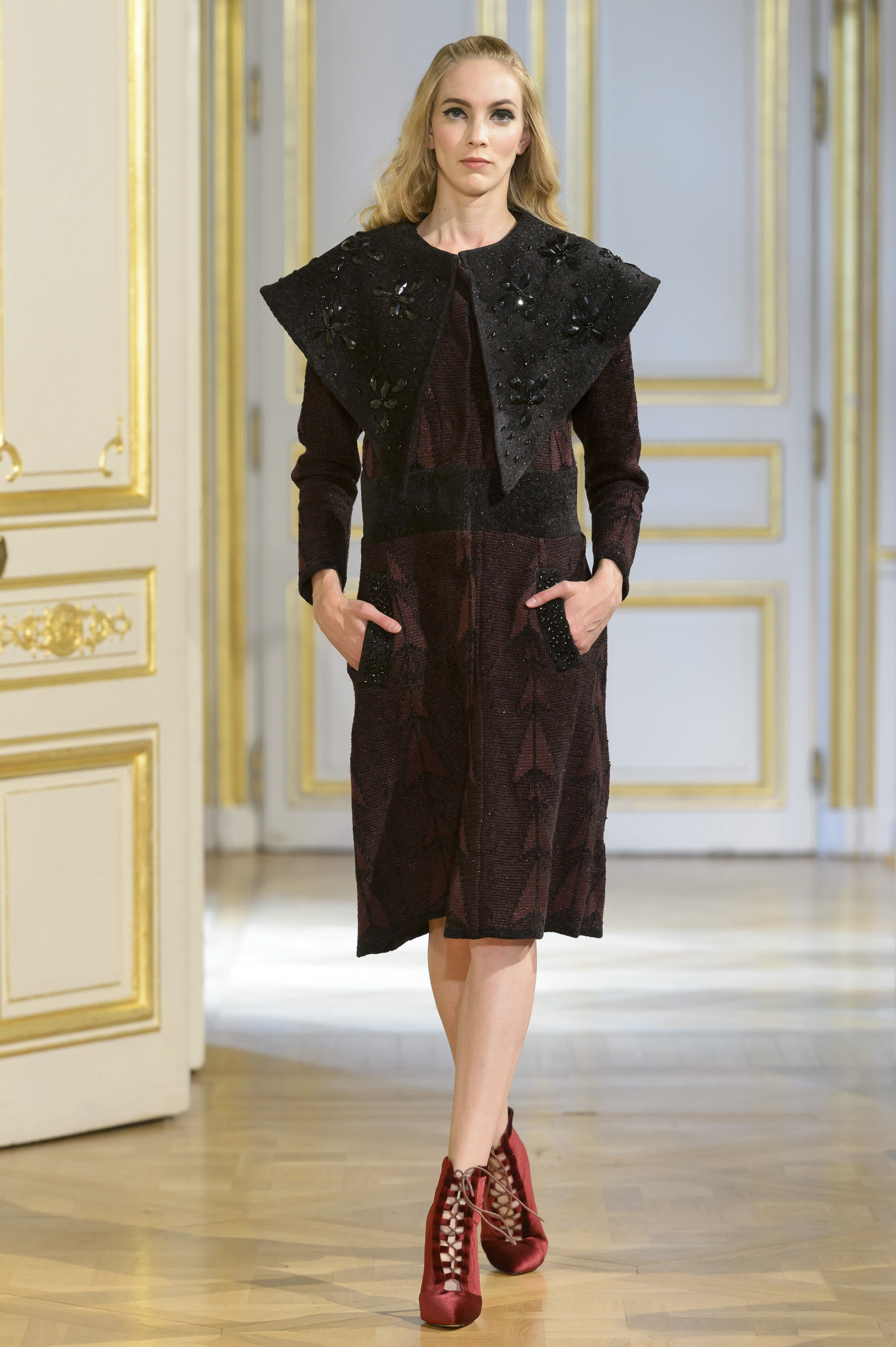 MARIA ARISTIDOU photos defile : fashion show %22Serendipity%22 couture collection automne hiver : fall winter 2018 2019 PFW - © Imaxtree 8.jpg