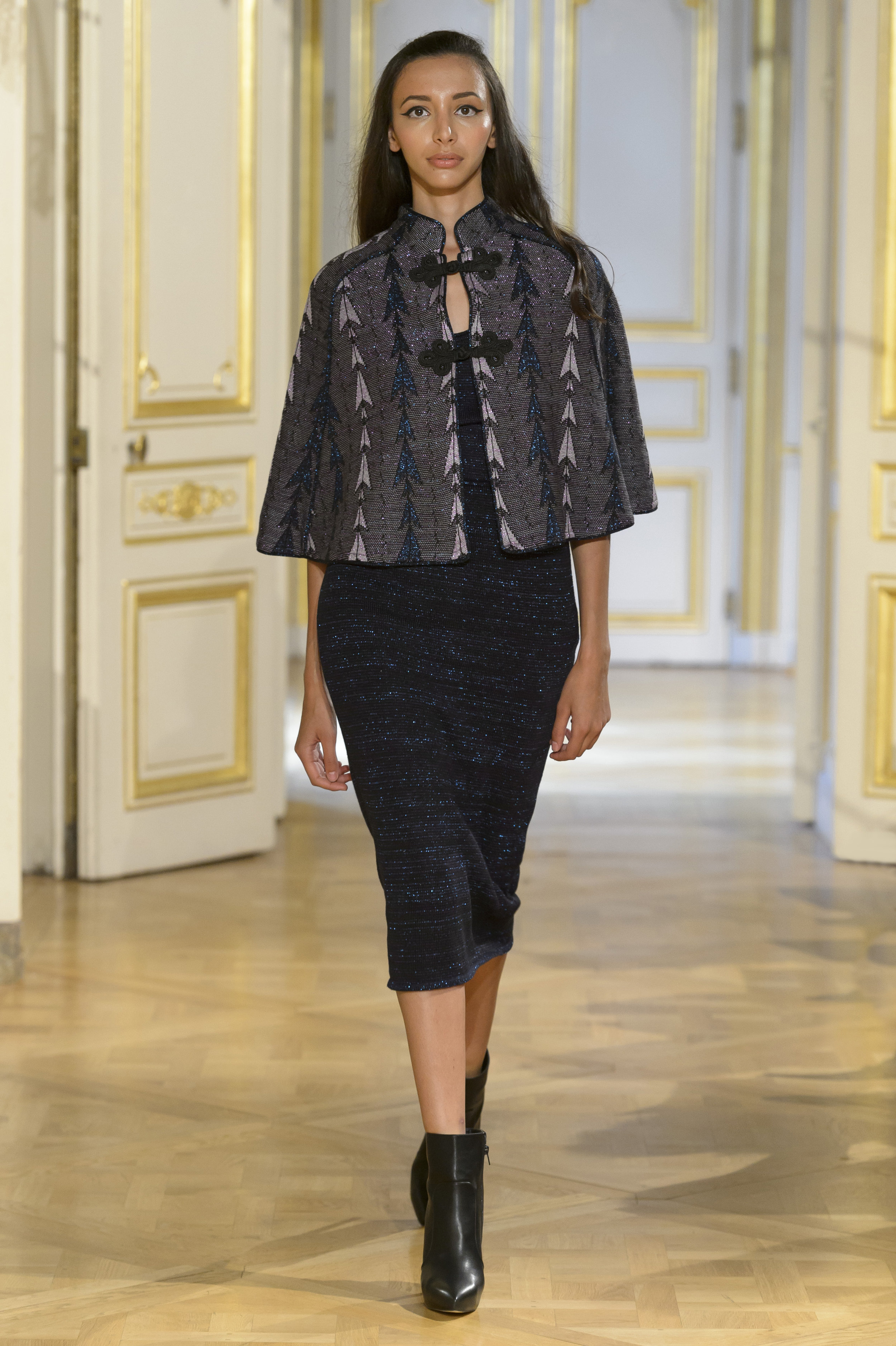 MARIA ARISTIDOU photos defile : fashion show %22Serendipity%22 couture collection automne hiver : fall winter 2018 2019 PFW - © Imaxtree 7.jpg