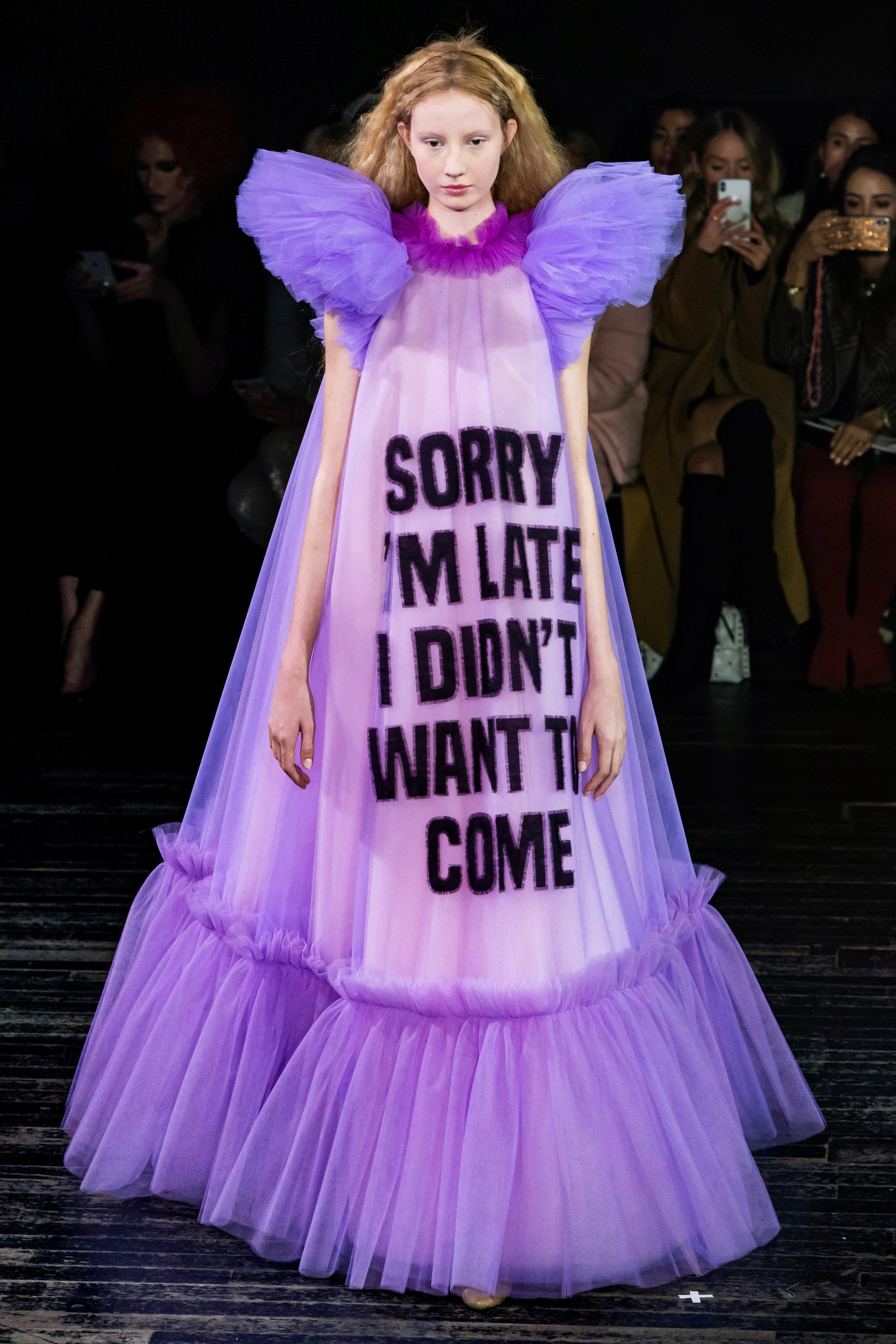 Viktor &amp; Rolf SPRING 2019 COUTURE