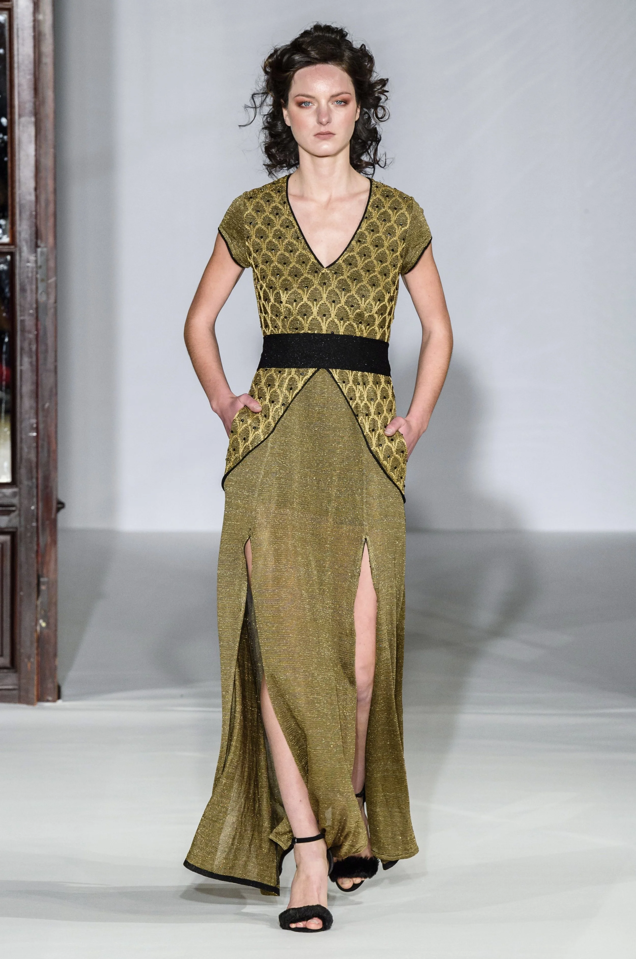 MARIA ARISTIDOU  COUTURE SPRING SUMMER 2019
