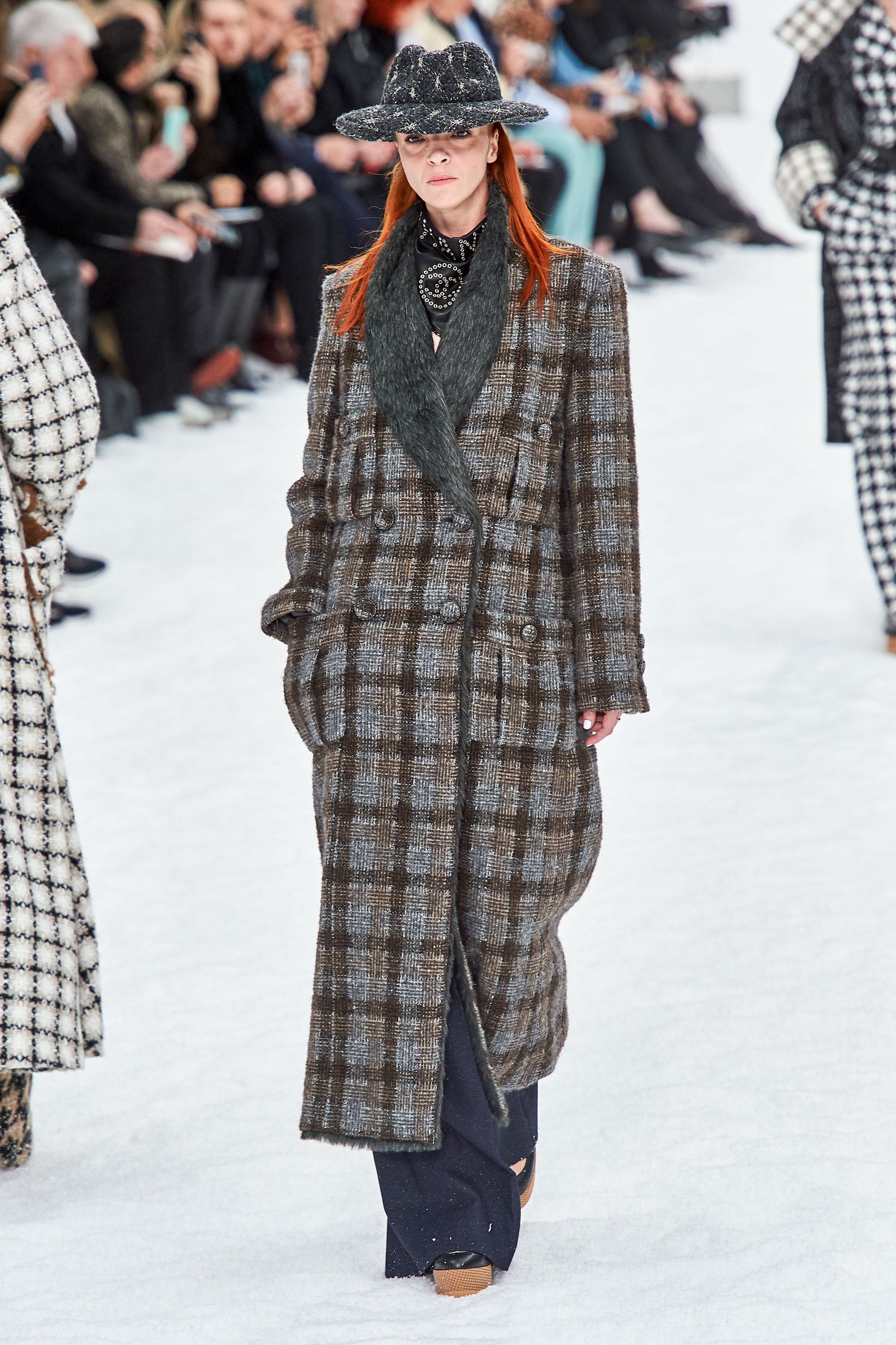 CHANEL Fall 2019 Ready-To-Wear