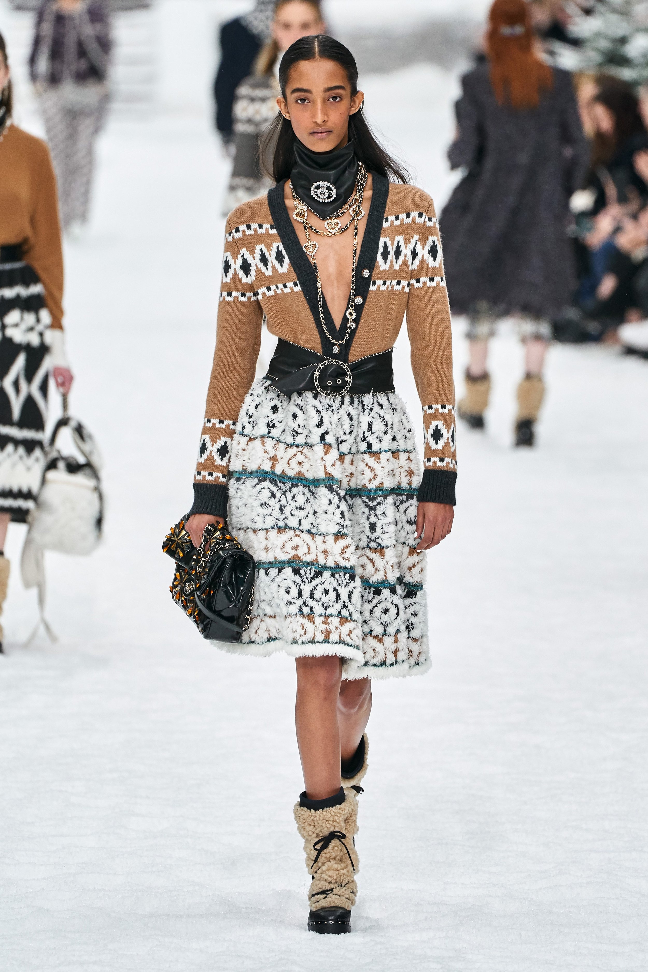 CHANEL Fall 2019 Ready-To-Wear