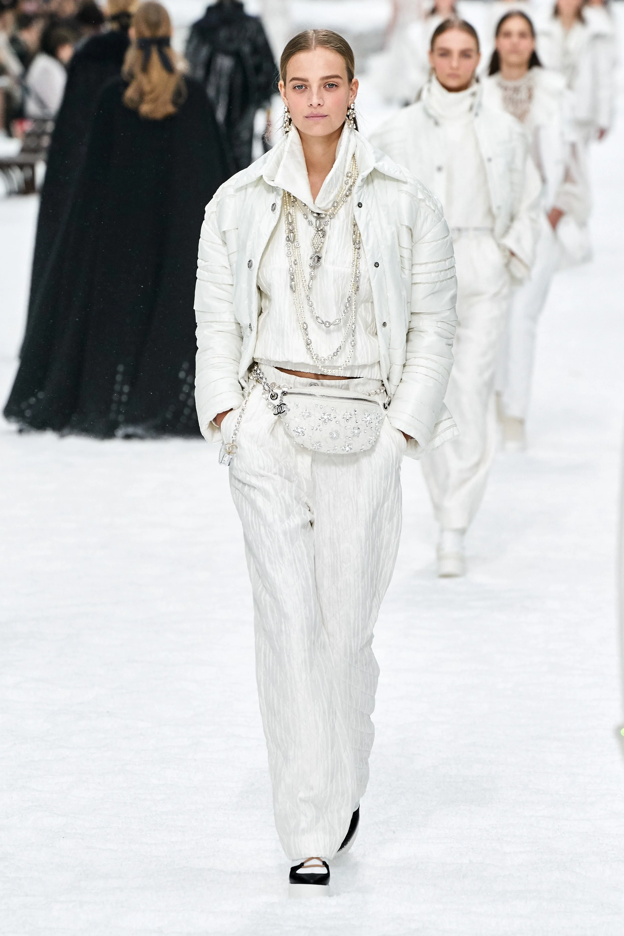 CHANEL Fall 2019 Ready-To-Wear