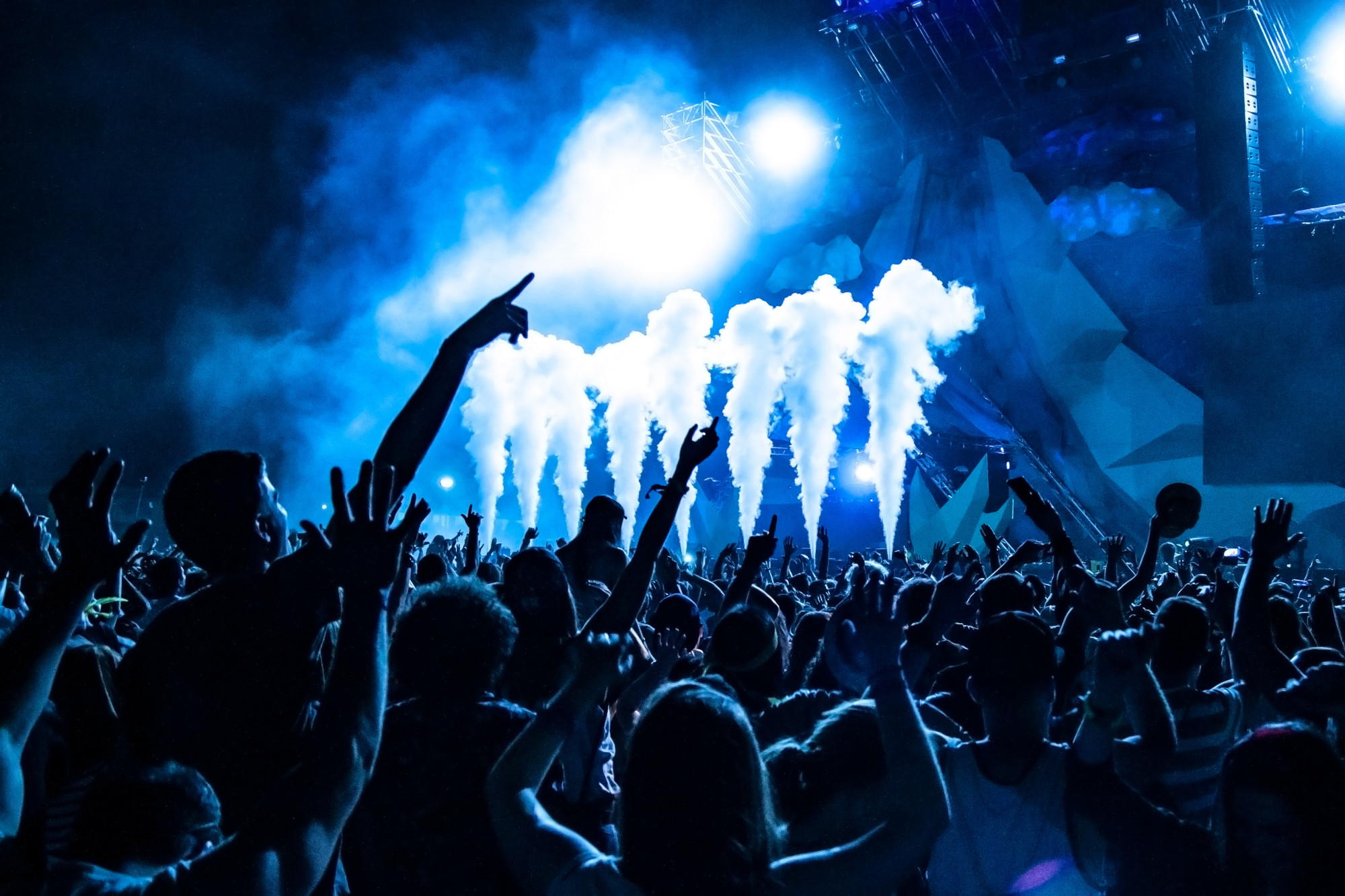 Raving in Style 5 Tips for Creating Awesome EDM Concert Outfits — EDM