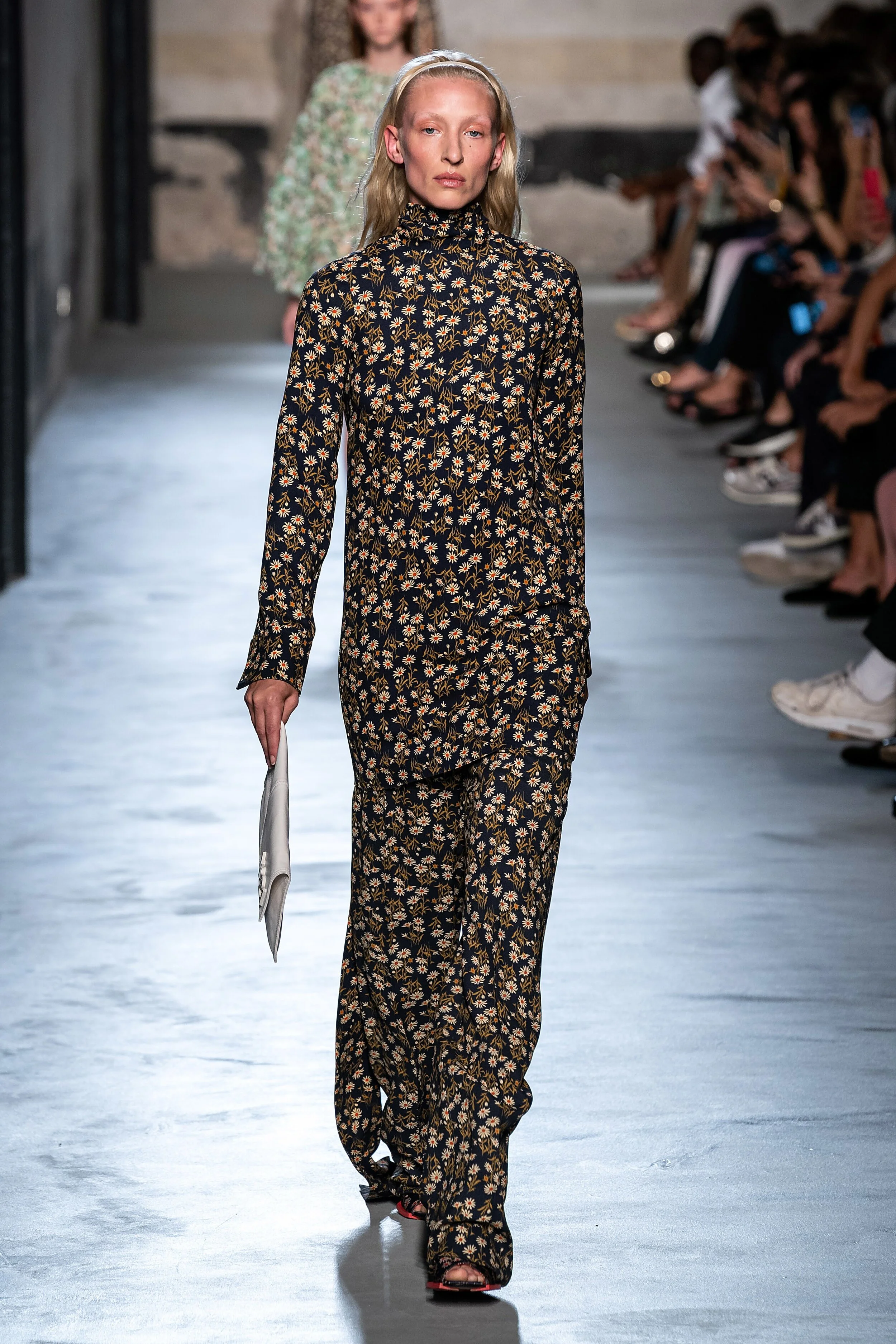 No. 21 SPRING 2020 READY-TO-WEAR