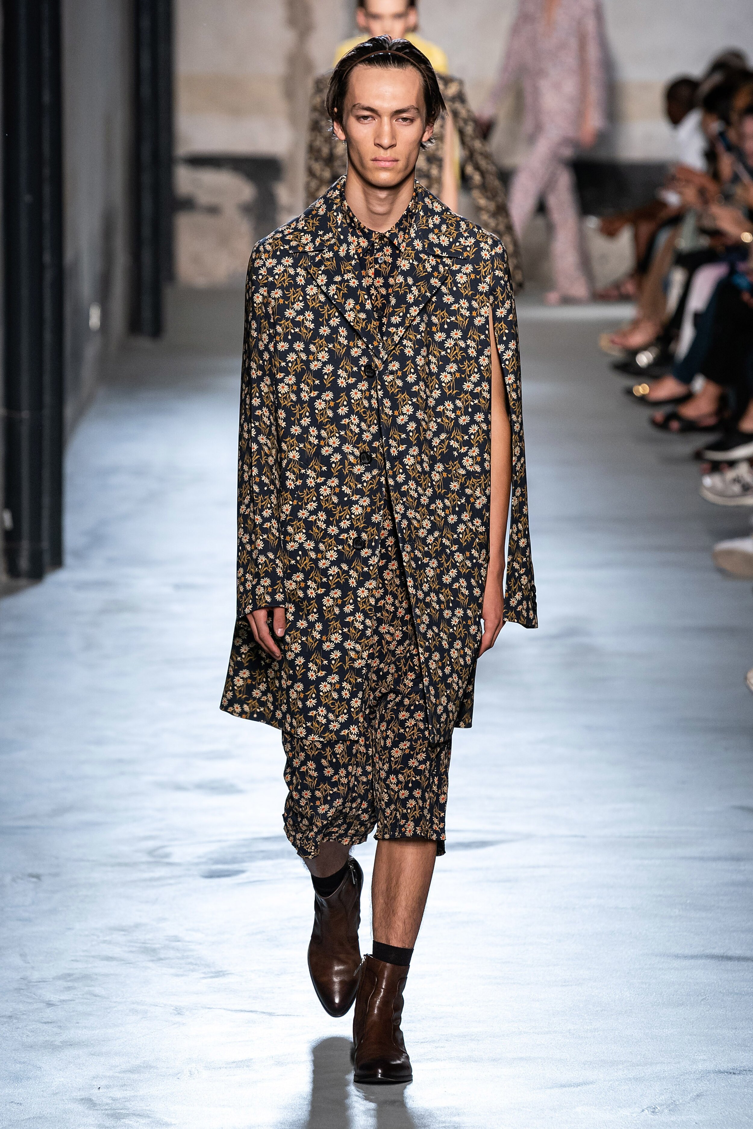 No. 21 SPRING 2020 READY-TO-WEAR