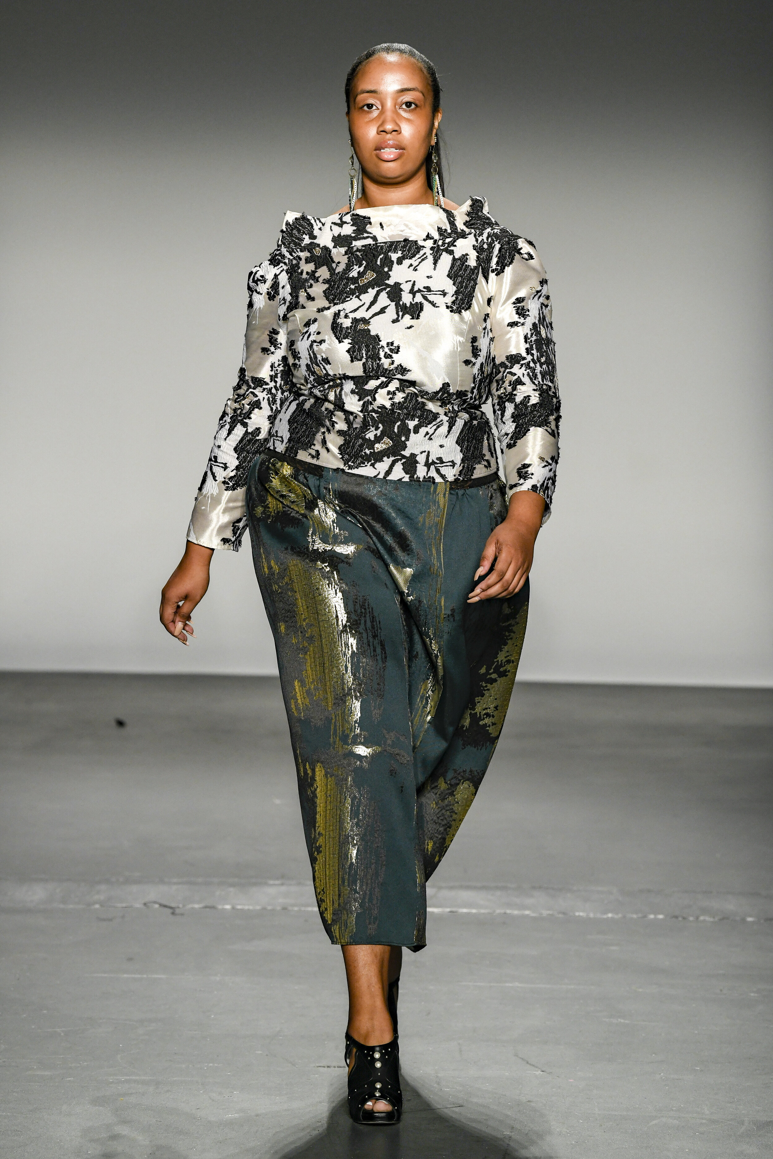 GLOBAL FASHION COLLECTIVE alicia perillo nyfw fashionado