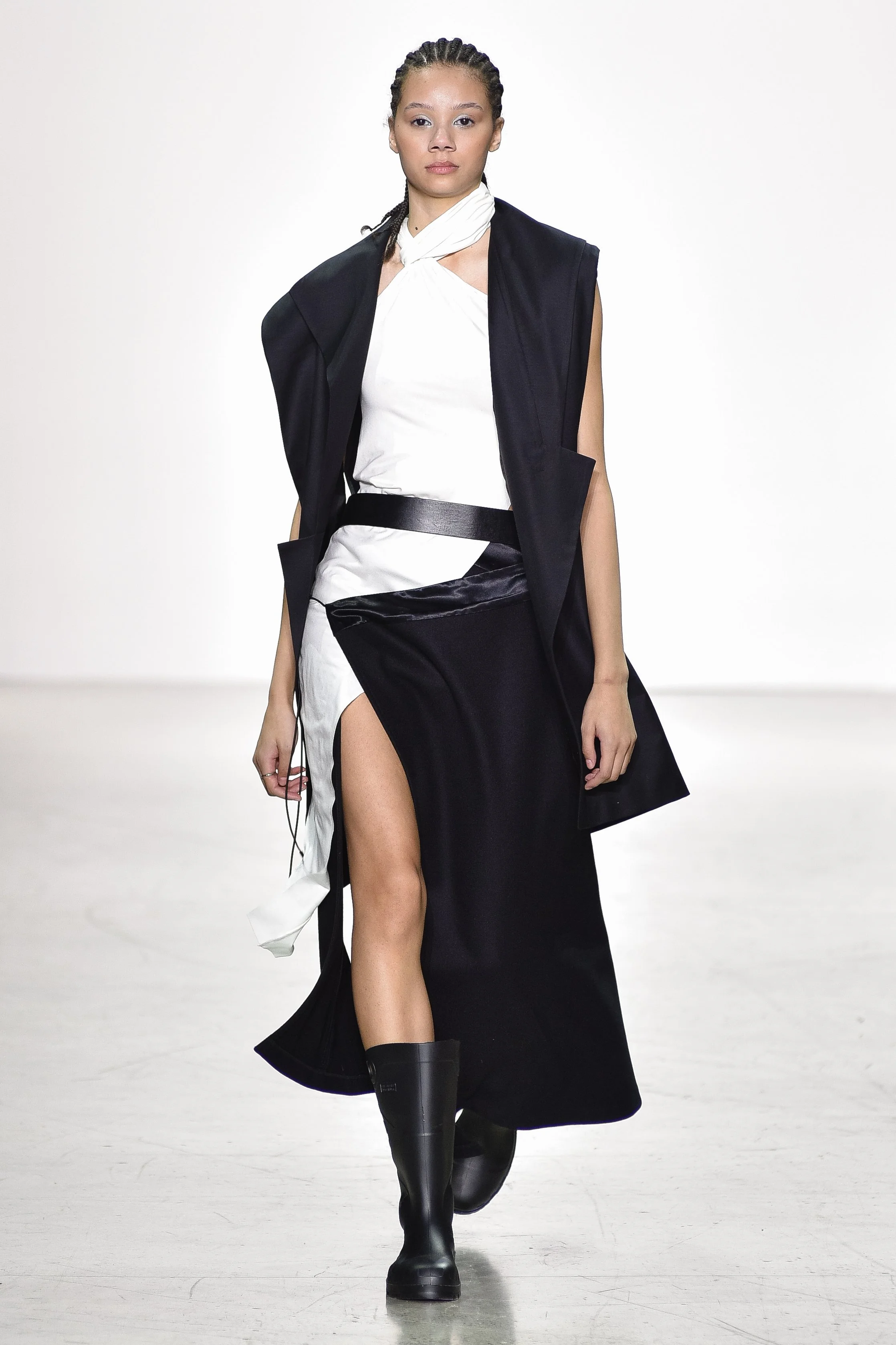 Glenda Garcia ASIA FASHION COLLECTION NYFW FALL 2022
