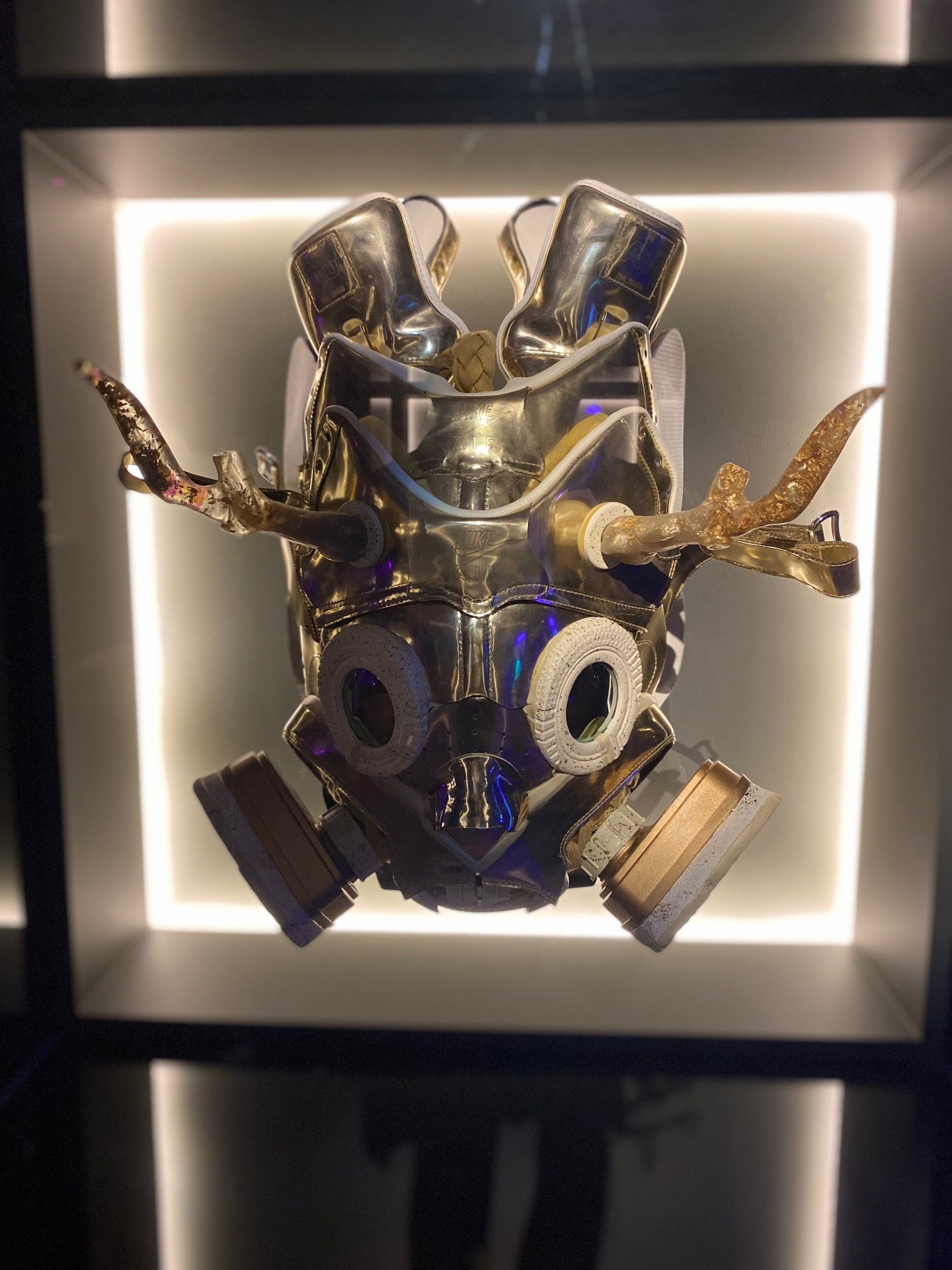 'FREEHAND PROFIT: FACE VALUE' ART &amp; FASHION EXHIBIT AT SCADFASH