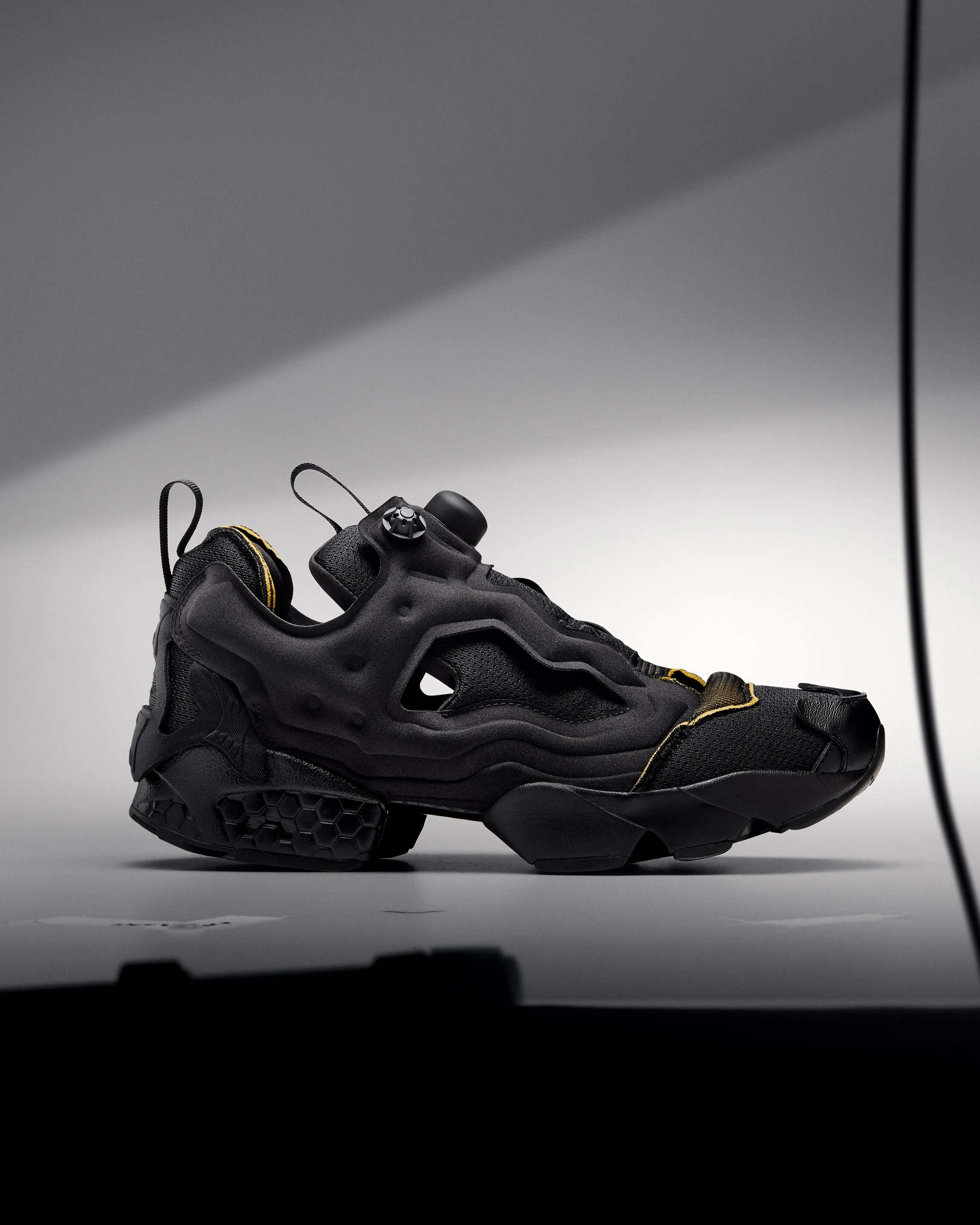 MARGIELA X REEBOK