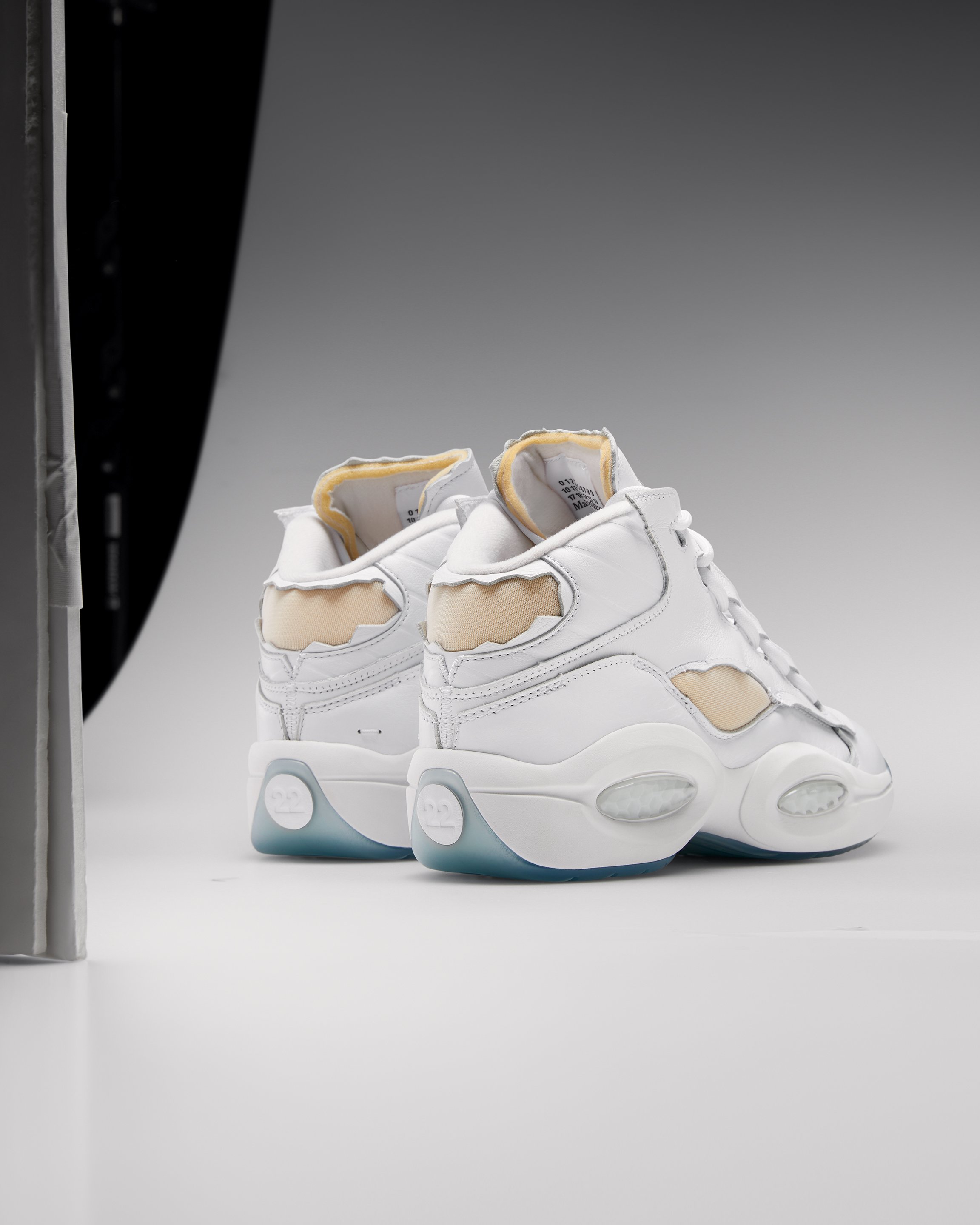 MARGIELA X REEBOK