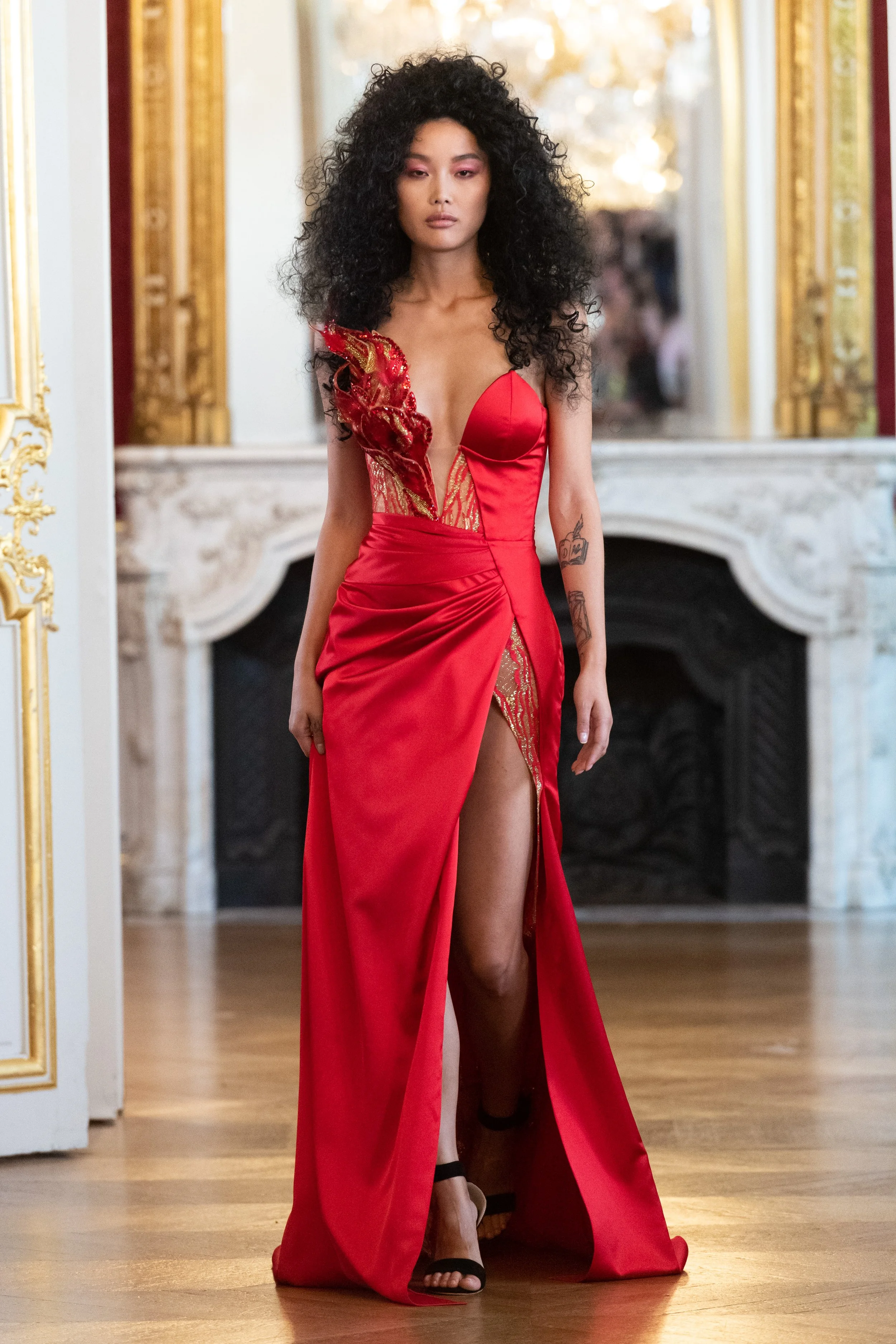  LA MÉTAMORPHOSE COUTURE FW22/23 Paris Fashion Week