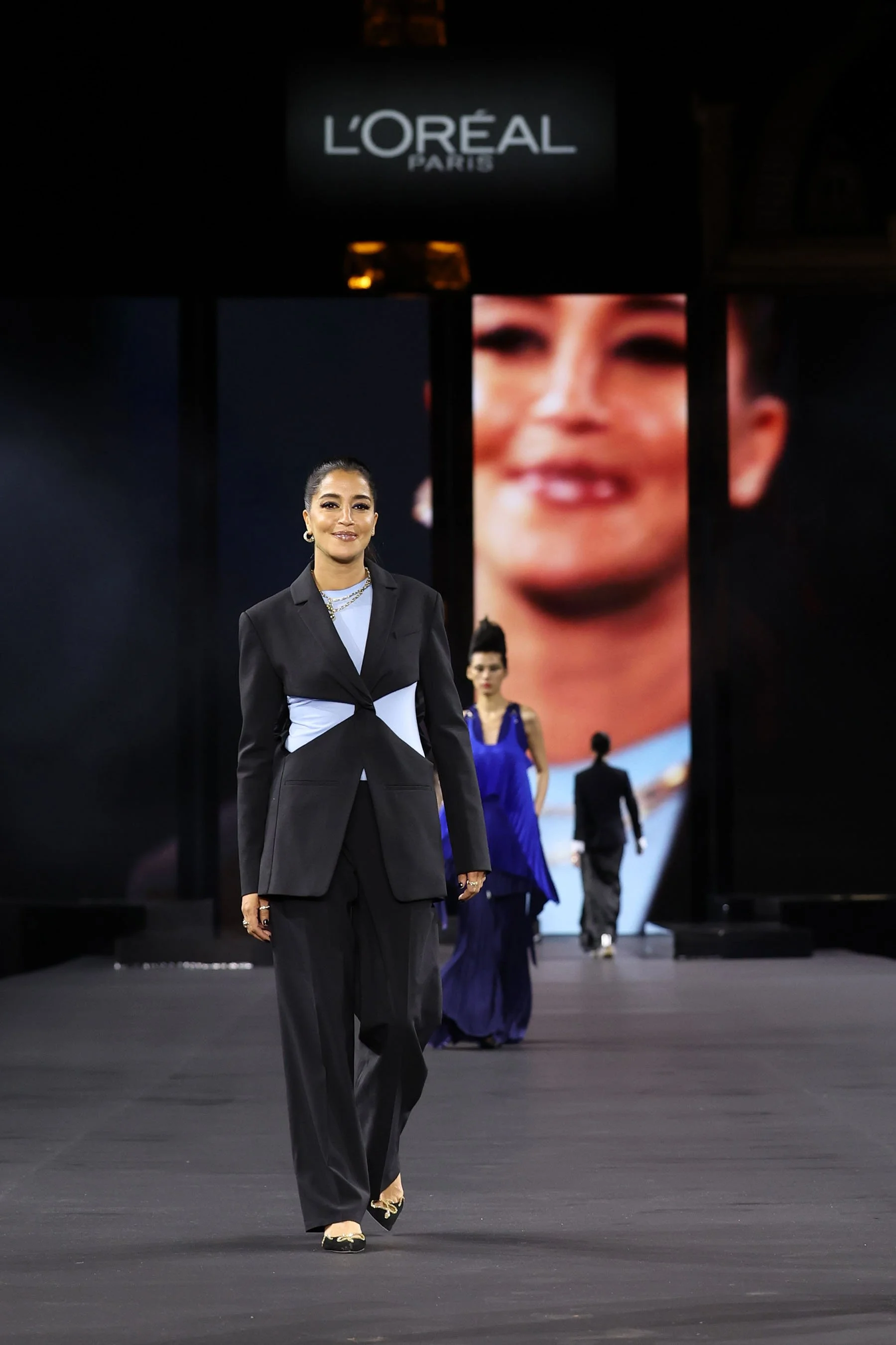 LE DÉFILÉ L'ORÉAL PARIS Walk Your Worth PFW