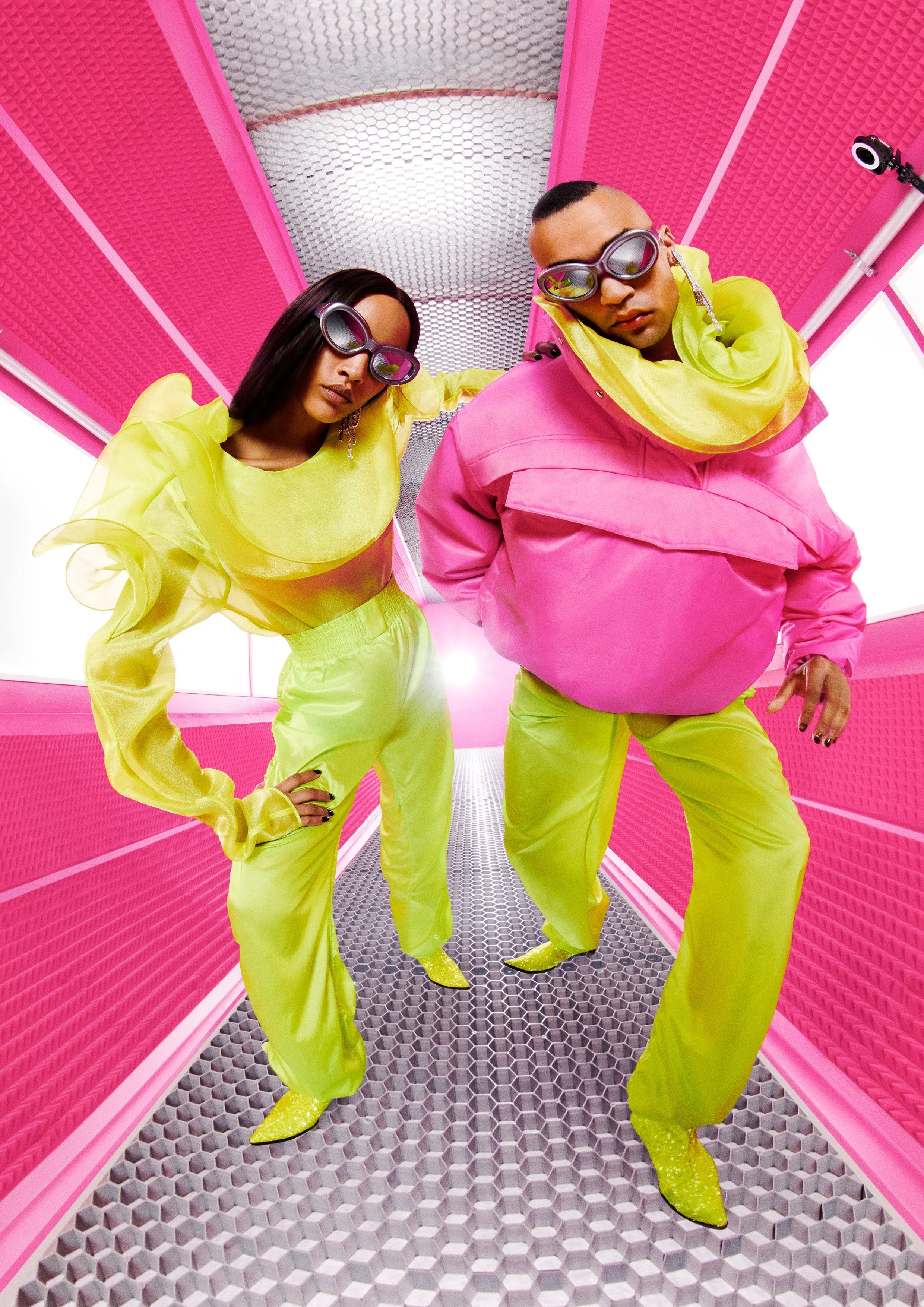 FUTURISTIC GLAMOUR MEETS BOLD MINIMALISM WITH H&amp;M STUDIO AW22 COLLECTION