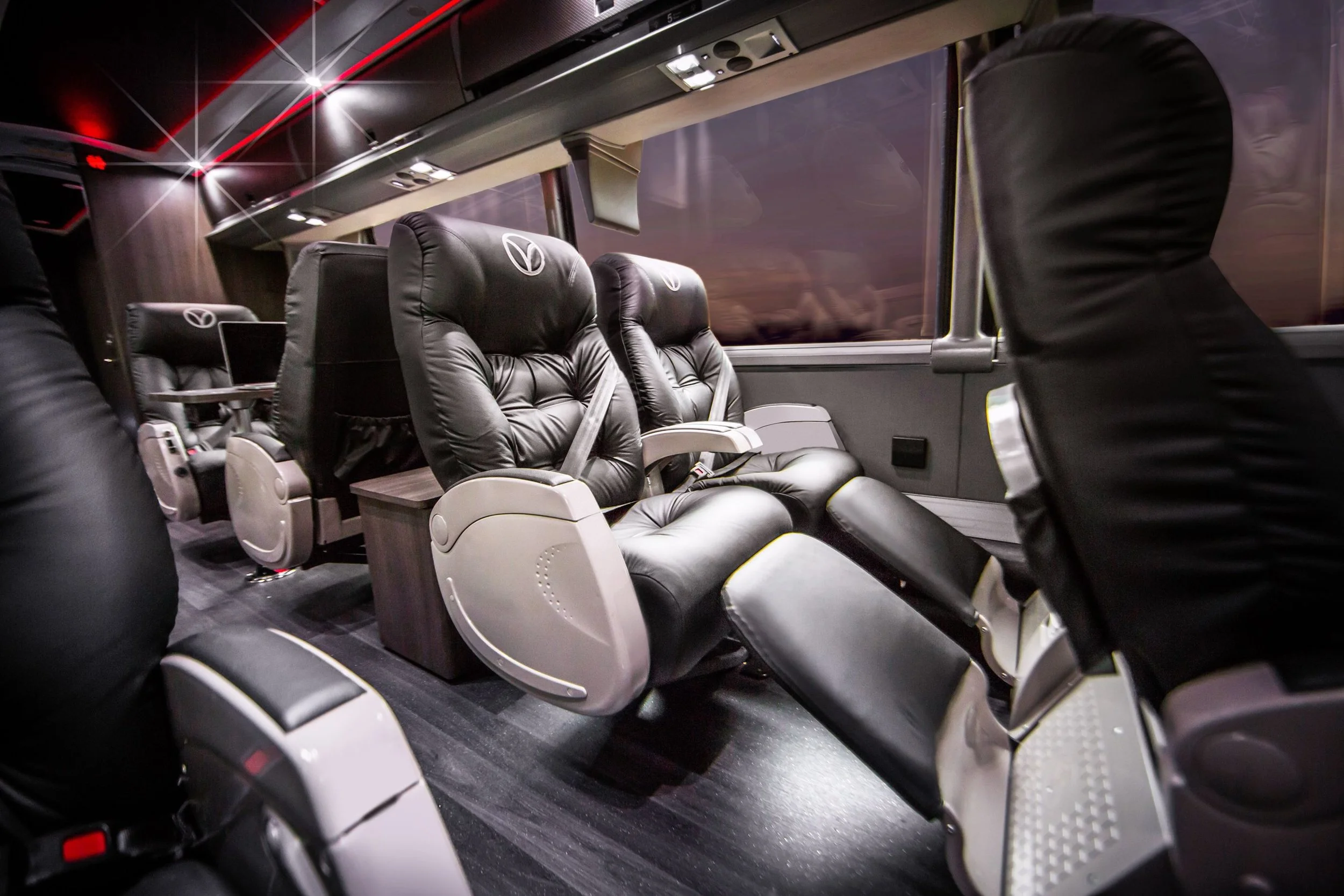 Luxury Coach Service Vonlane Rolls into Atlanta