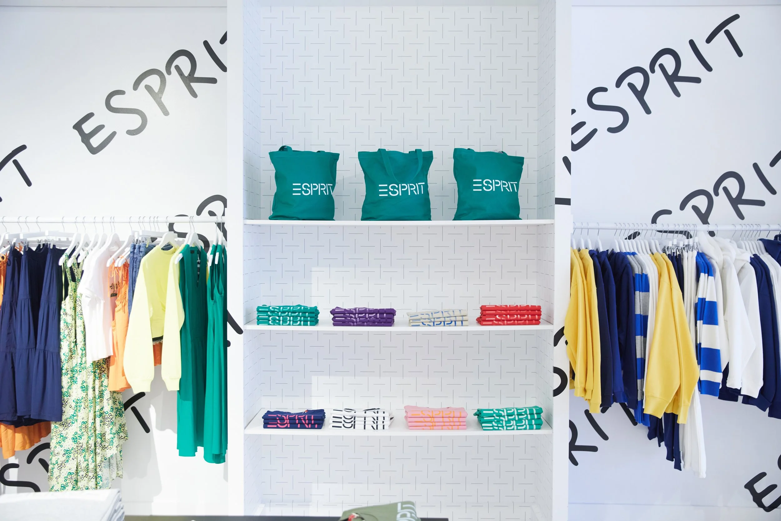 ESPRIT Opens New Pop Up at The Grove in Los Angeles