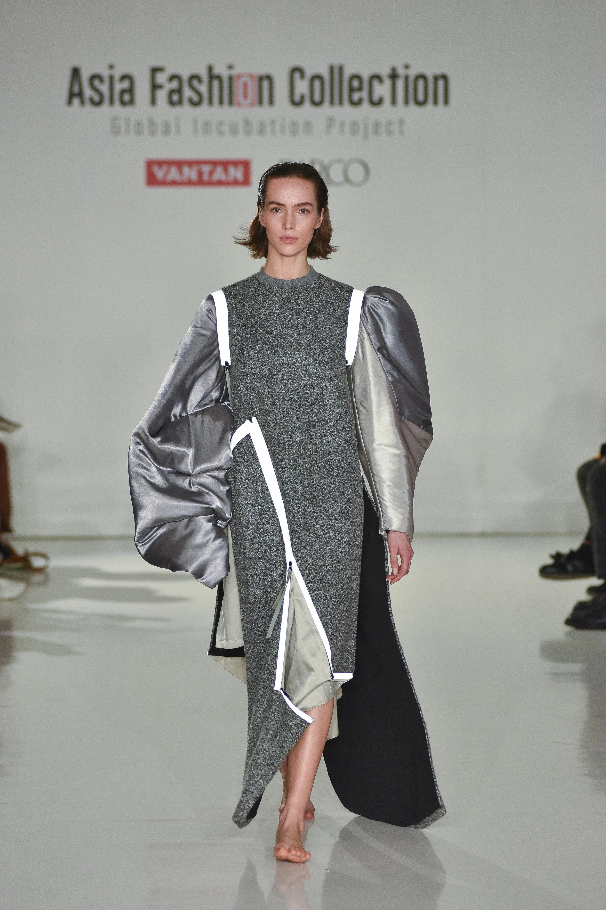 YAXIN ZONE NYFW FW24 Runway