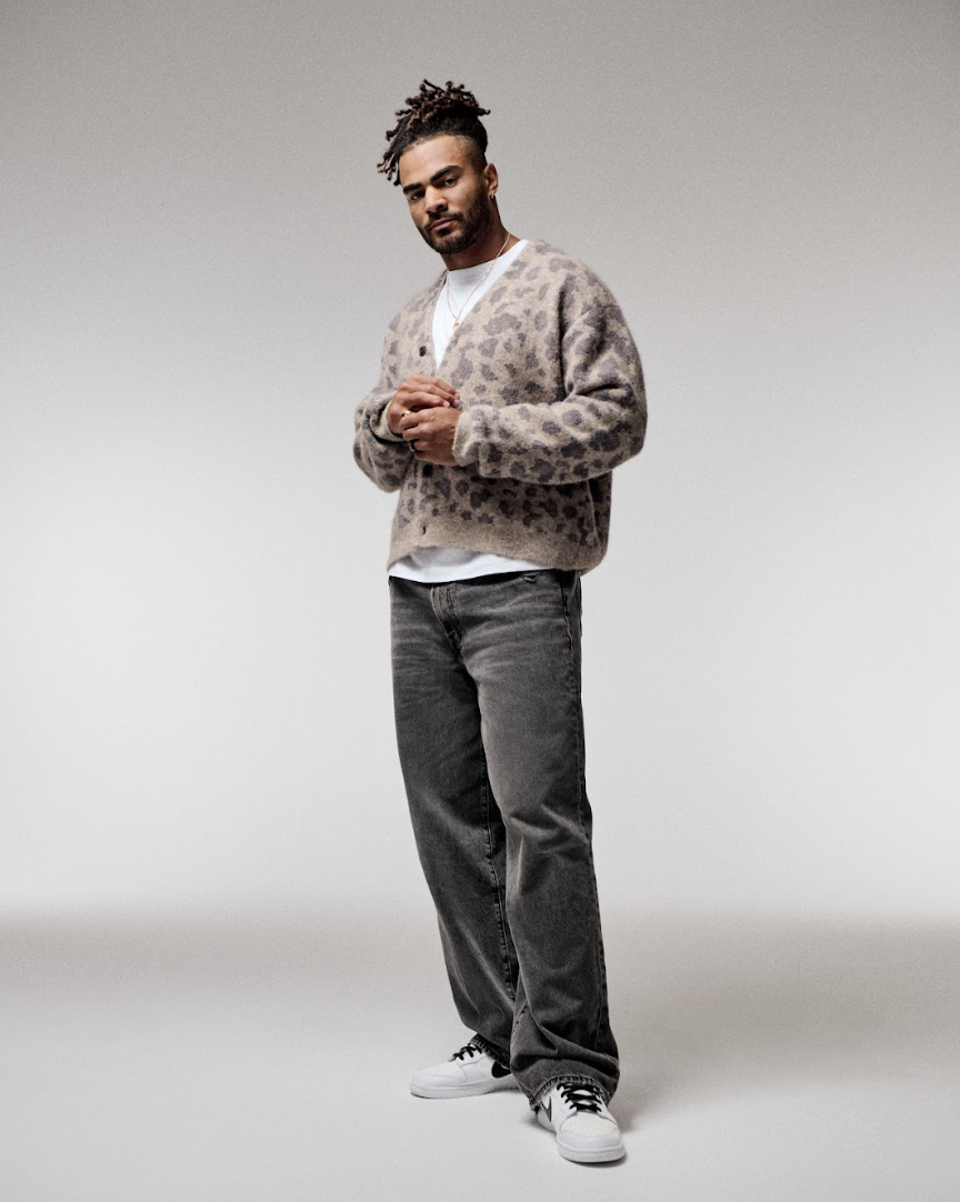 Abercrombie &amp; Fitch X of NFL Collection