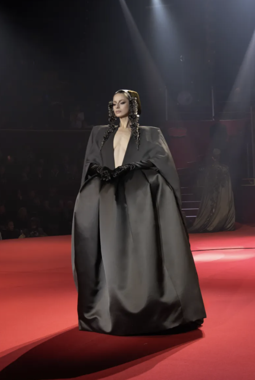 Stéphane Rolland Haute Couture Paris | Cirque d’Hiver Show Review