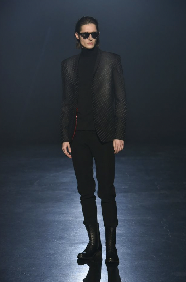 NYFW RYNSHU 40th Anniversary: Bold Monochrome Mastery