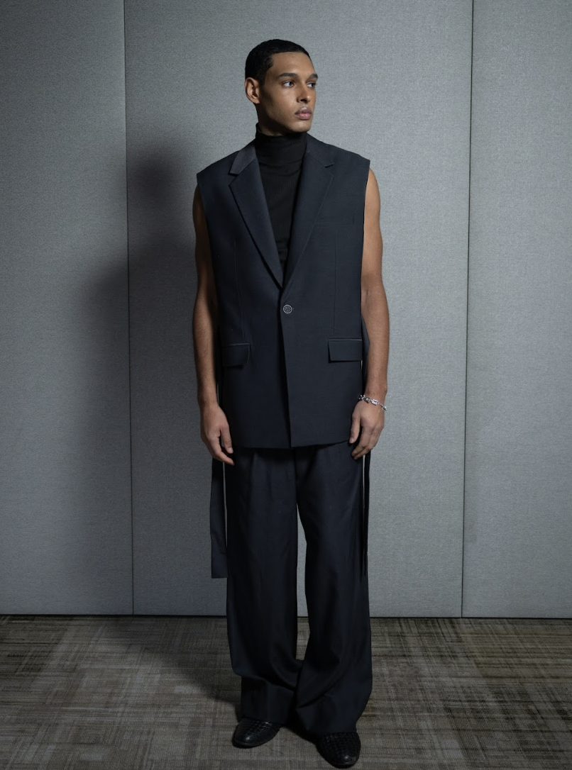 Veejay Floresca FW26 Stuns at NYFW