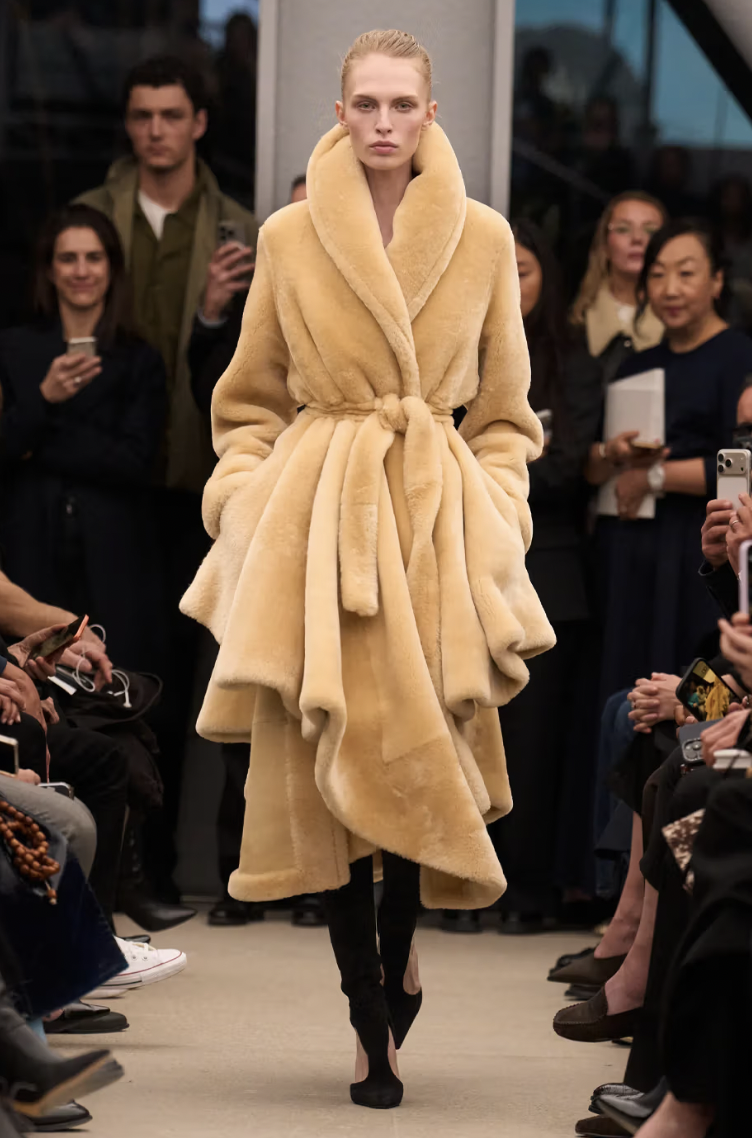 Pieter Mulier’s Final Alaïa Show Stuns Paris Fashion Week