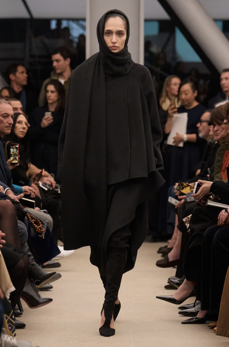 Pieter Mulier’s Final Alaïa Show Stuns Paris Fashion Week