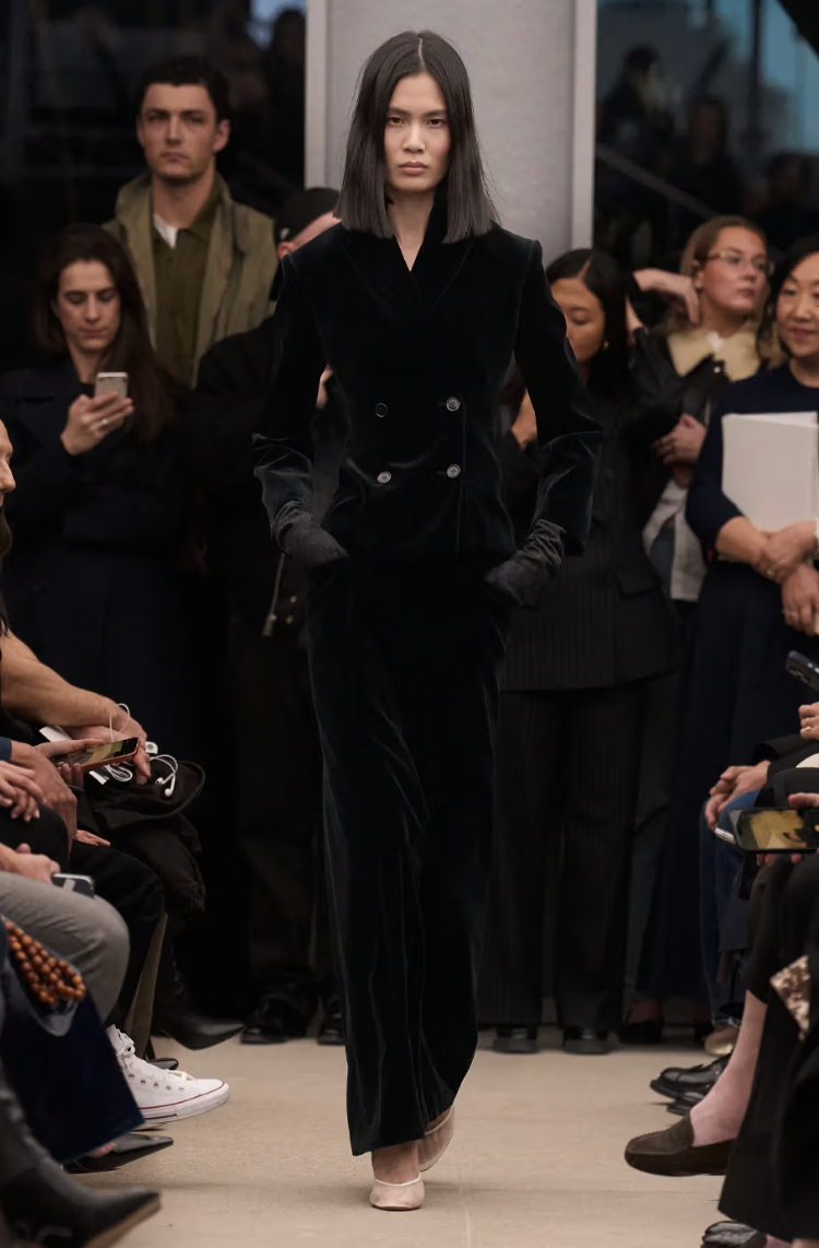 Pieter Mulier’s Final Alaïa Show Stuns Paris Fashion Week