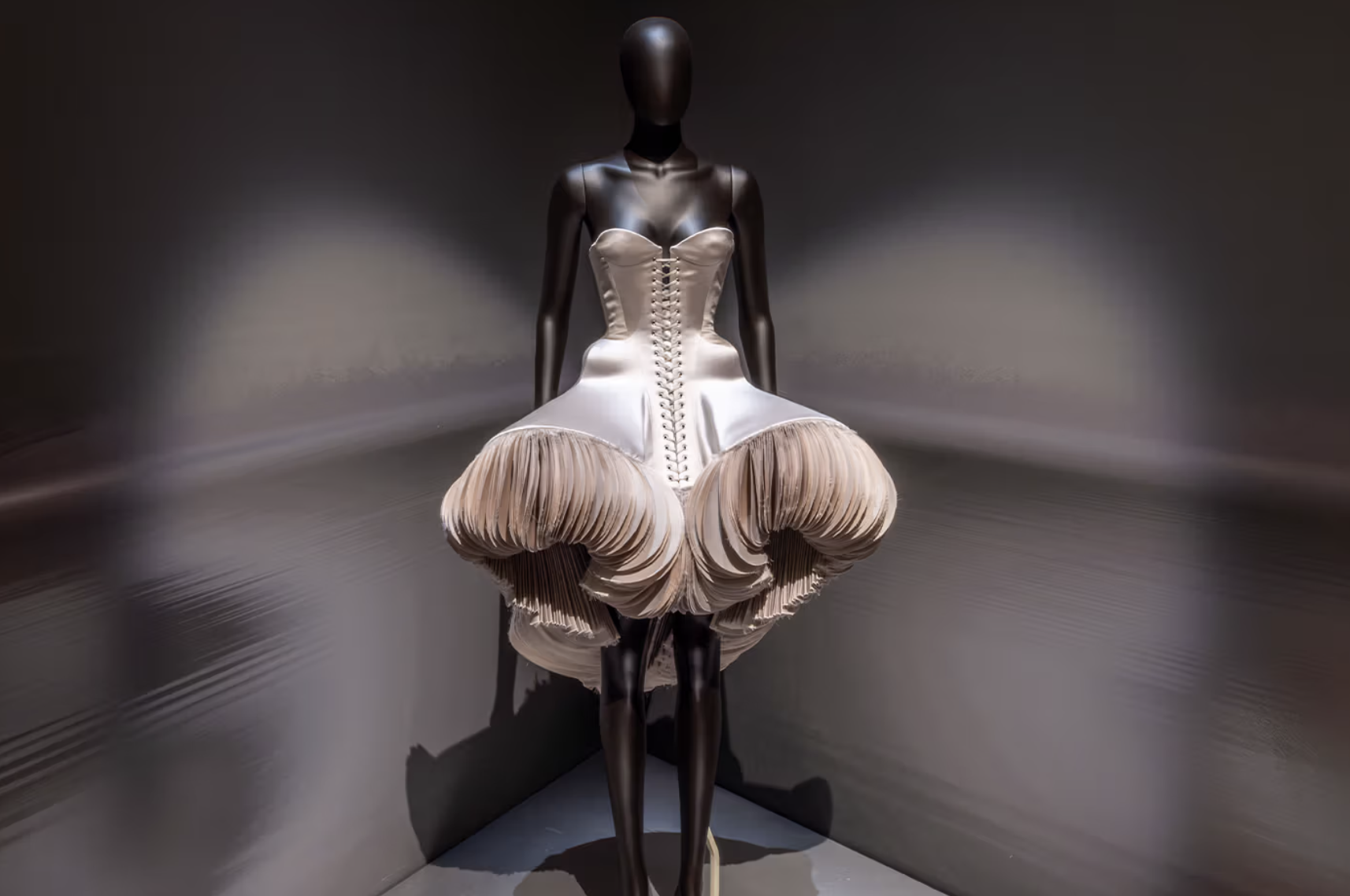 Schiaparelli: Fashion Becomes Art Now Open at V&amp;A London, Celebrating Surrealist Legacy