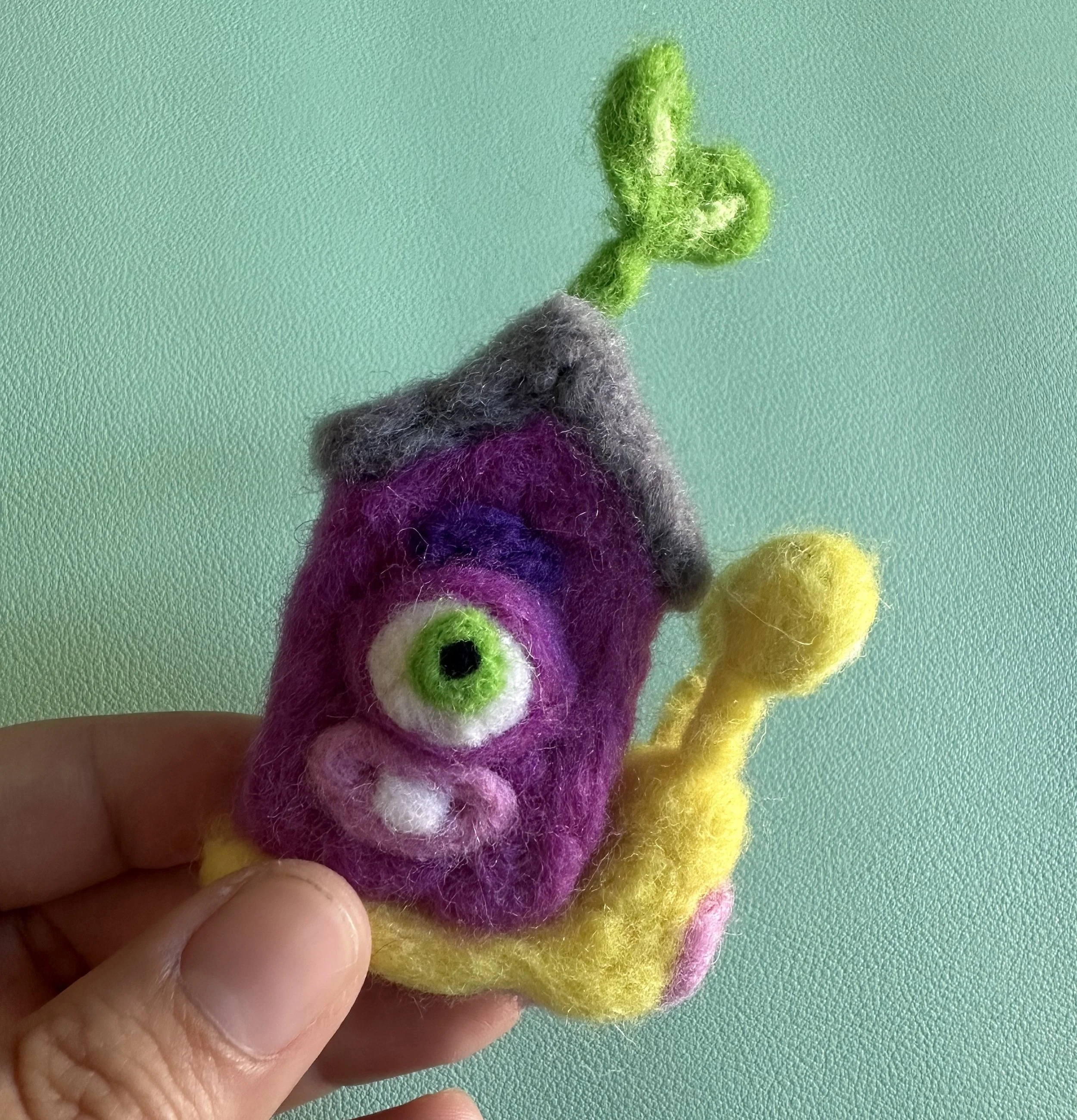 shinmoonfeltedfriend4.jpg
