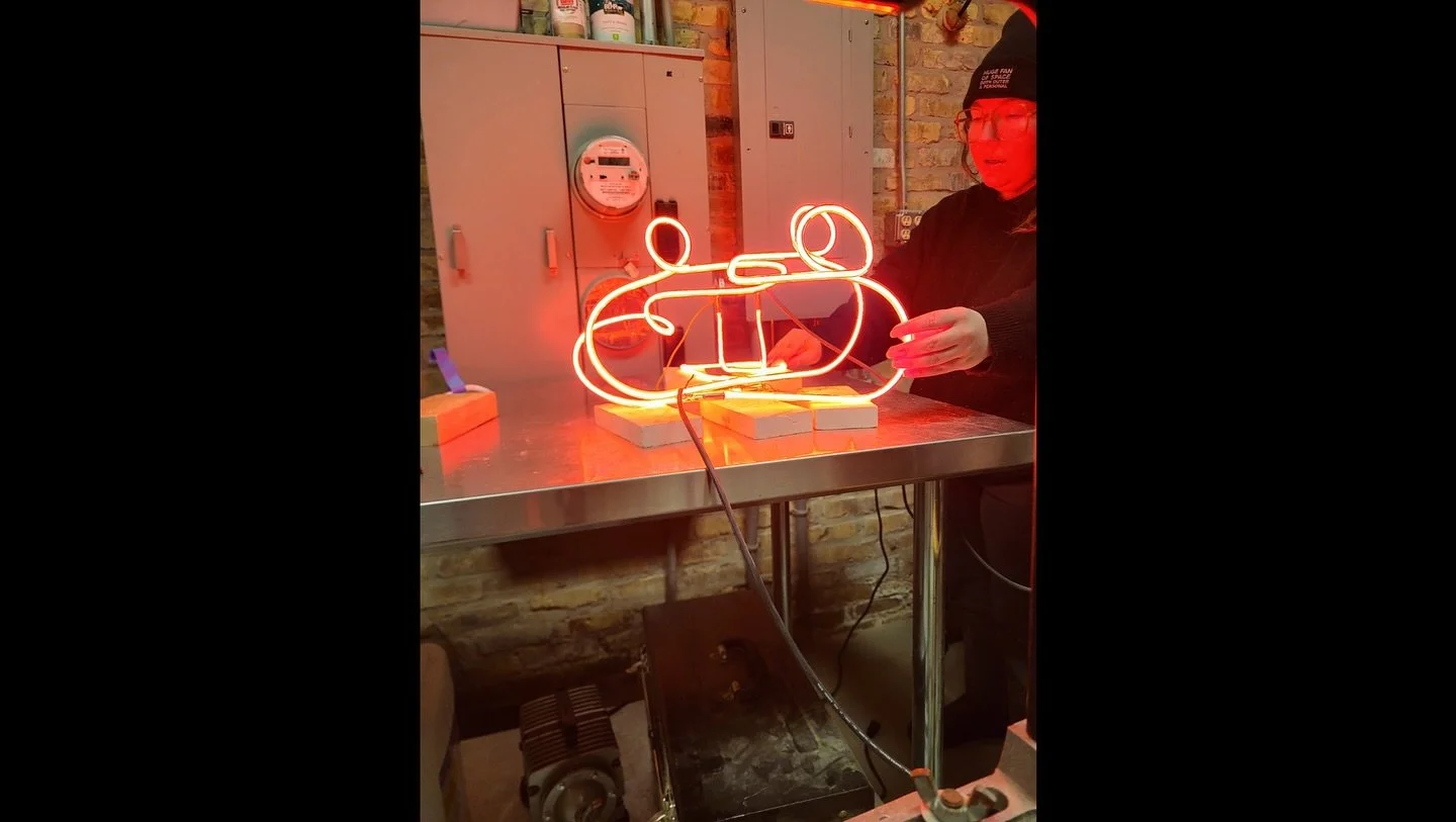So thrilled that in February we got the manifold up and running, successfully bombarding our first neon units at @vargallery!! 

Looking forward to the upcoming workshops at Var, and glad to have more neon in Milwaukee ⚡️ 

Big thanks to @random_neon