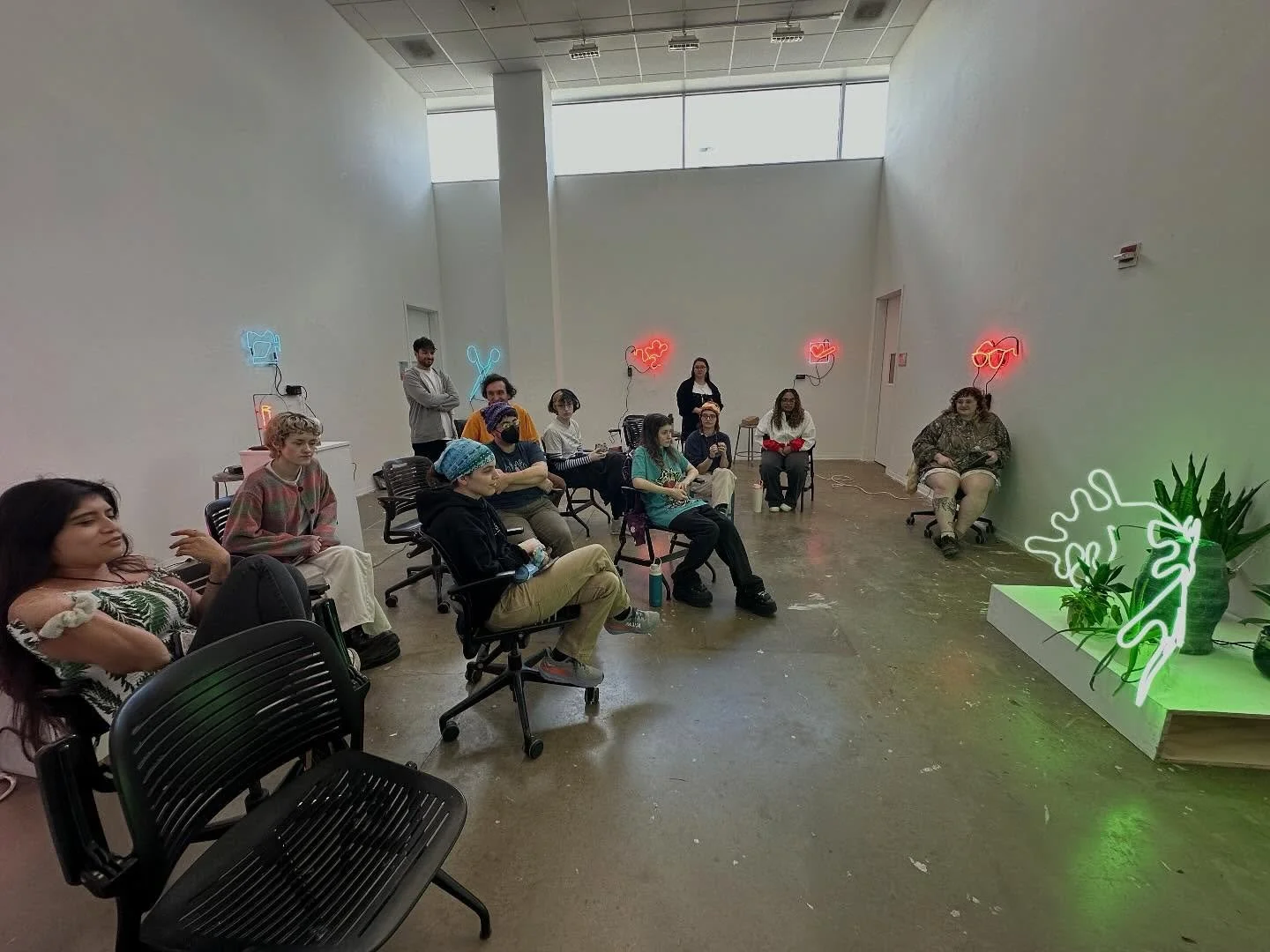 So impressed with everyone&rsquo;s midterm projects! 

Prompt for the intro students: choose an important physical tool crucial to your making practice. It can be any object utilized in the studio, but one that you have a strong connection with. 

Th