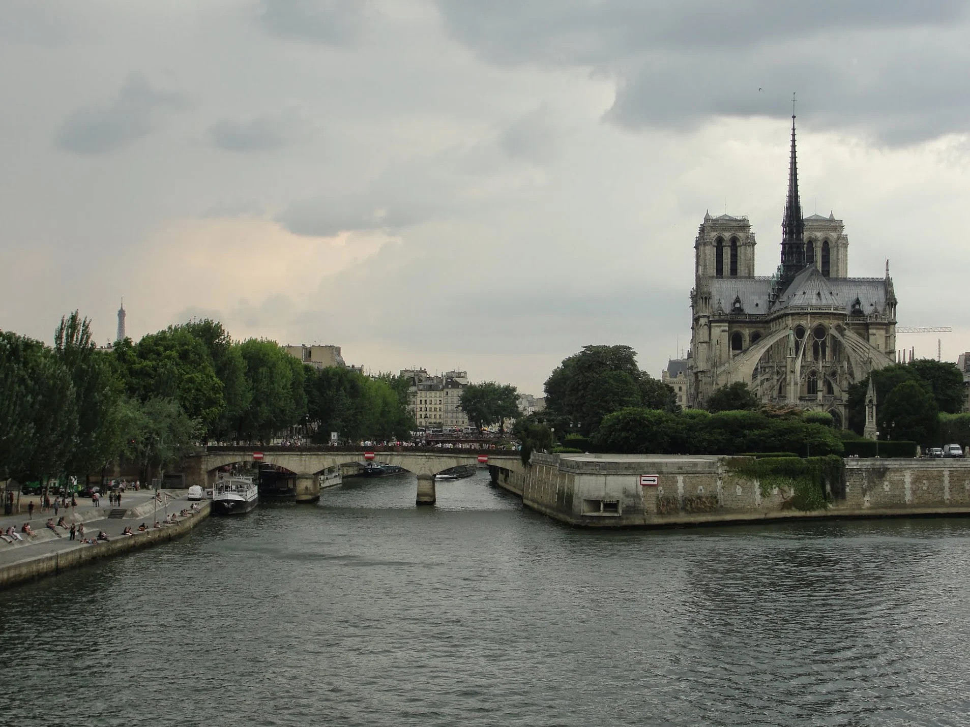 DSC04144-1.jpg