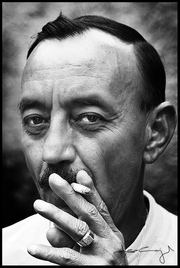 “Historia de Alguien Más” Retrato de Don Rafa por Leo Carvajal. Inspiración para “Historia de Alguien Más” de Patiño Quintana