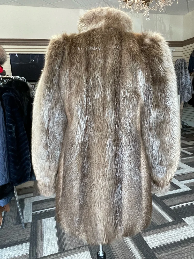 【美品】自由区 VICTORIA BEAVER フーデッドコート 42 Beaver fur Coat w/ Stand Collar — EilersFurs, est. 1927