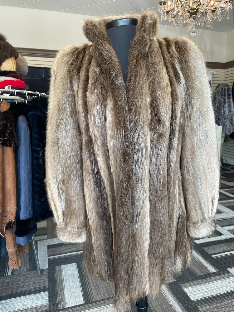 Beaver fur Coat w/ Stand Collar — EilersFurs, est. 1927