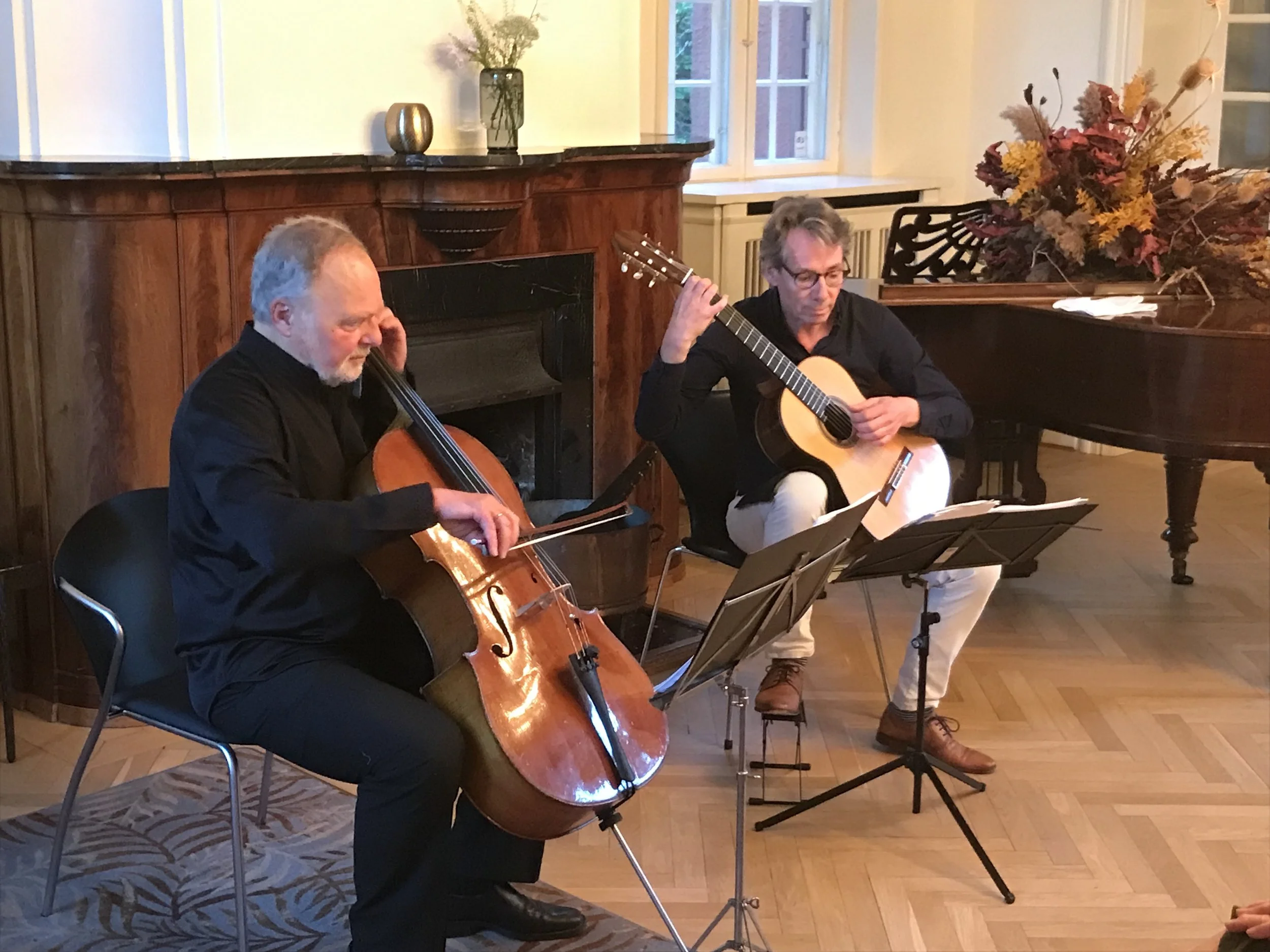 Zeuthen/Sivebaek Cello and guitar. Skjern-Tarm Musikforening