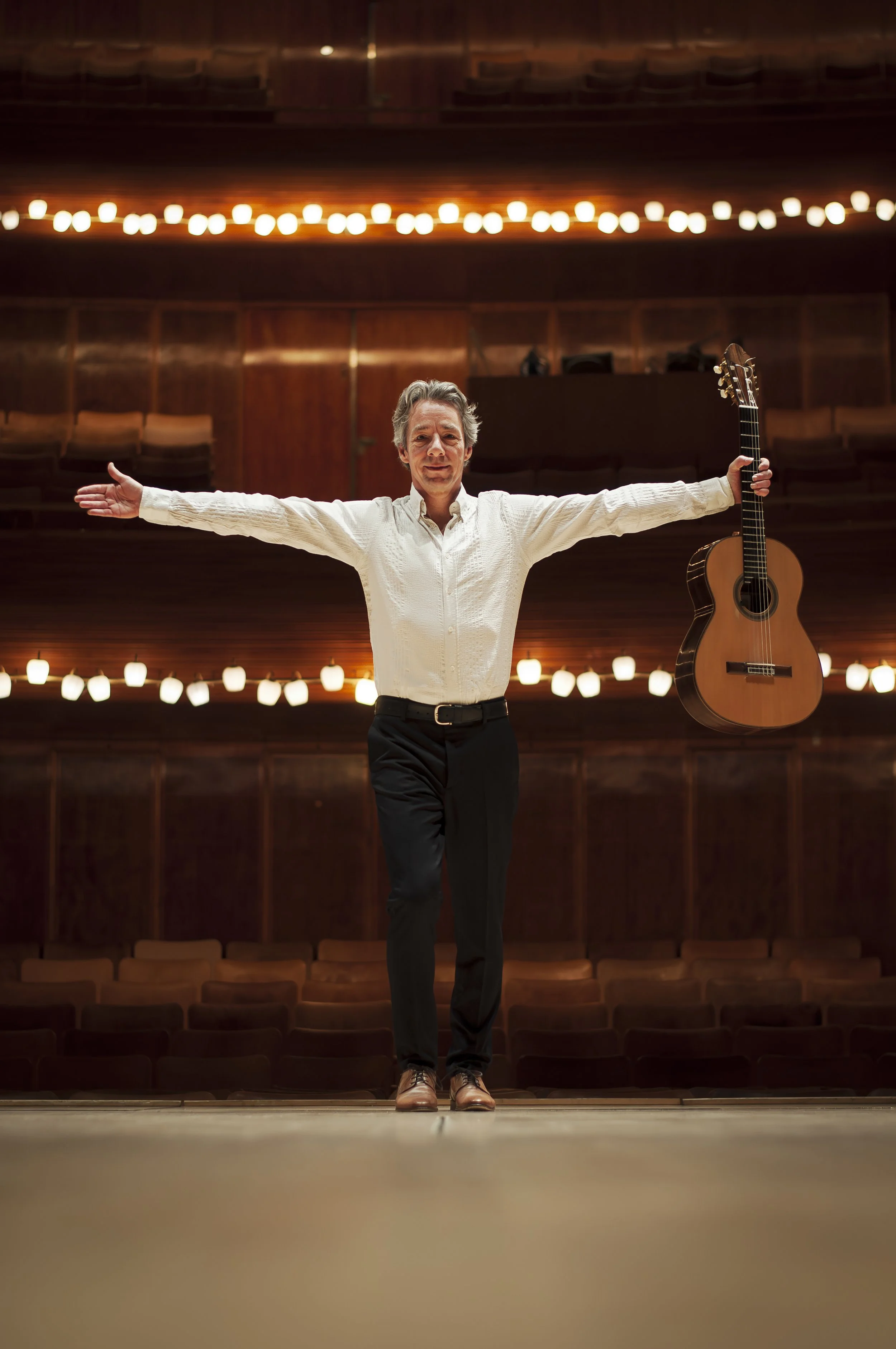 Lys i aften mørket. Meditation night concert i Vissenbjerg Kirke