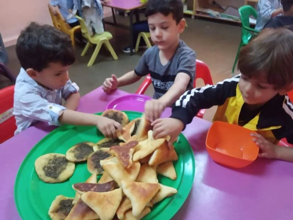 Kindergarten breakfast pictures!