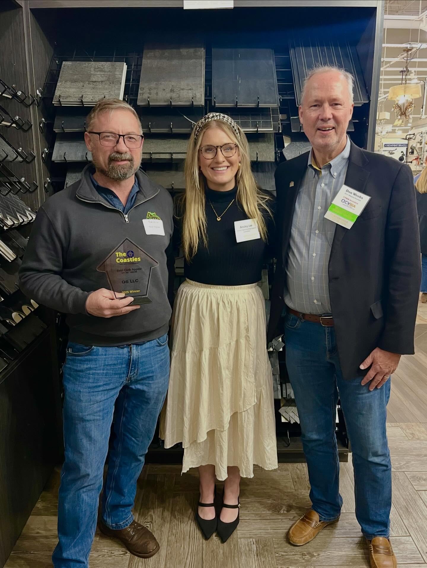 We got our physical Coasties Award! 🥇 
Unfortunately we couldn&rsquo;t make it to the Award&rsquo;s Ceremony in December, but Sean attended the @coastalvabia Member&rsquo;s Mingle last Thursday. 
Big thanks to Ansley for reaching out and making sure