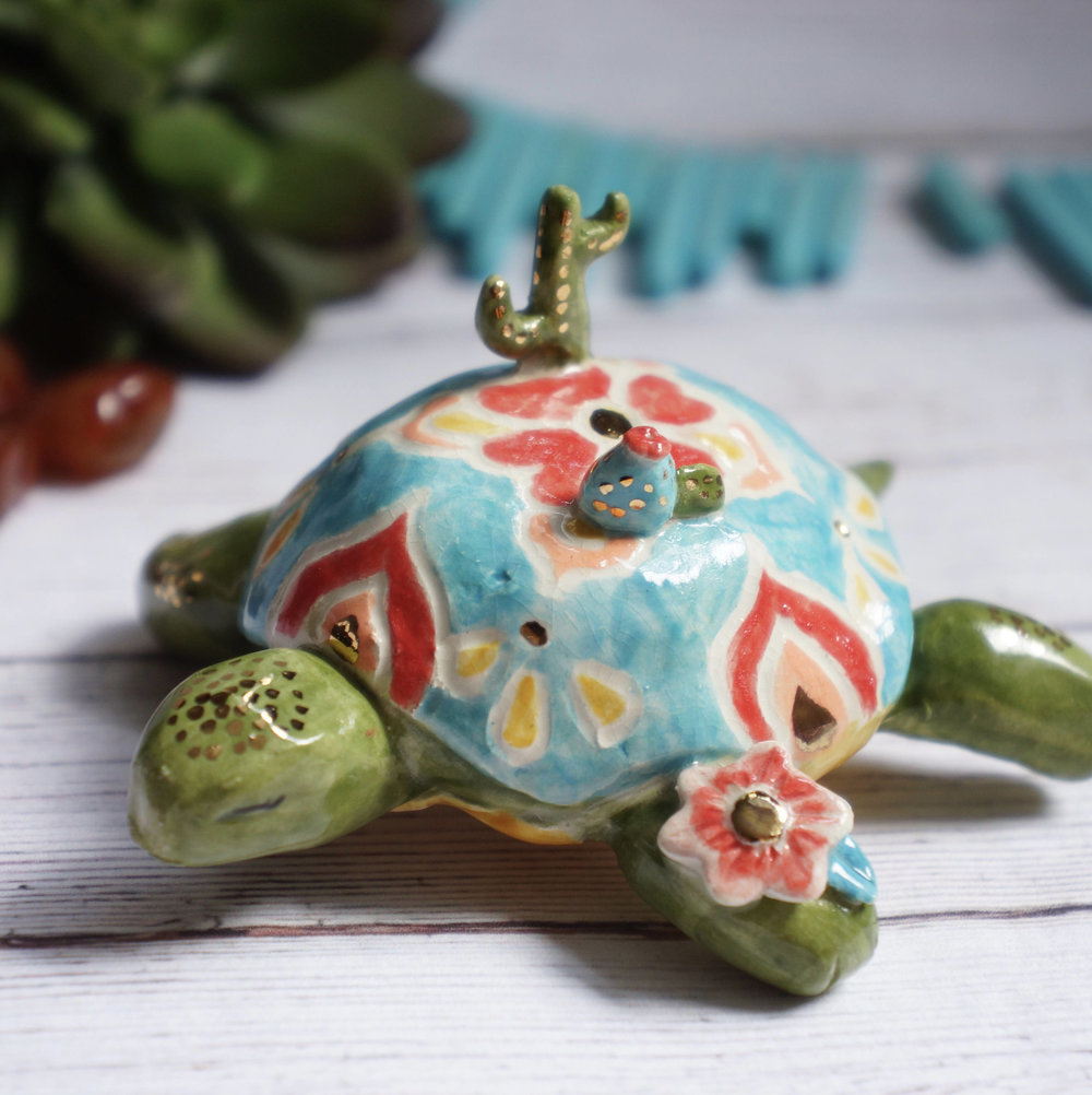 Mexican paintd spirit desert tortoise , turtle totem, handmade ceramic, ceramic turtle, boho art, spirit animal, clay spirit turtle — native Mexican paintd spirit desert tortoise , turtle totem, handmade ceramic, ceramic turtle, boho art, spirit animal, clay spirit turtle — native