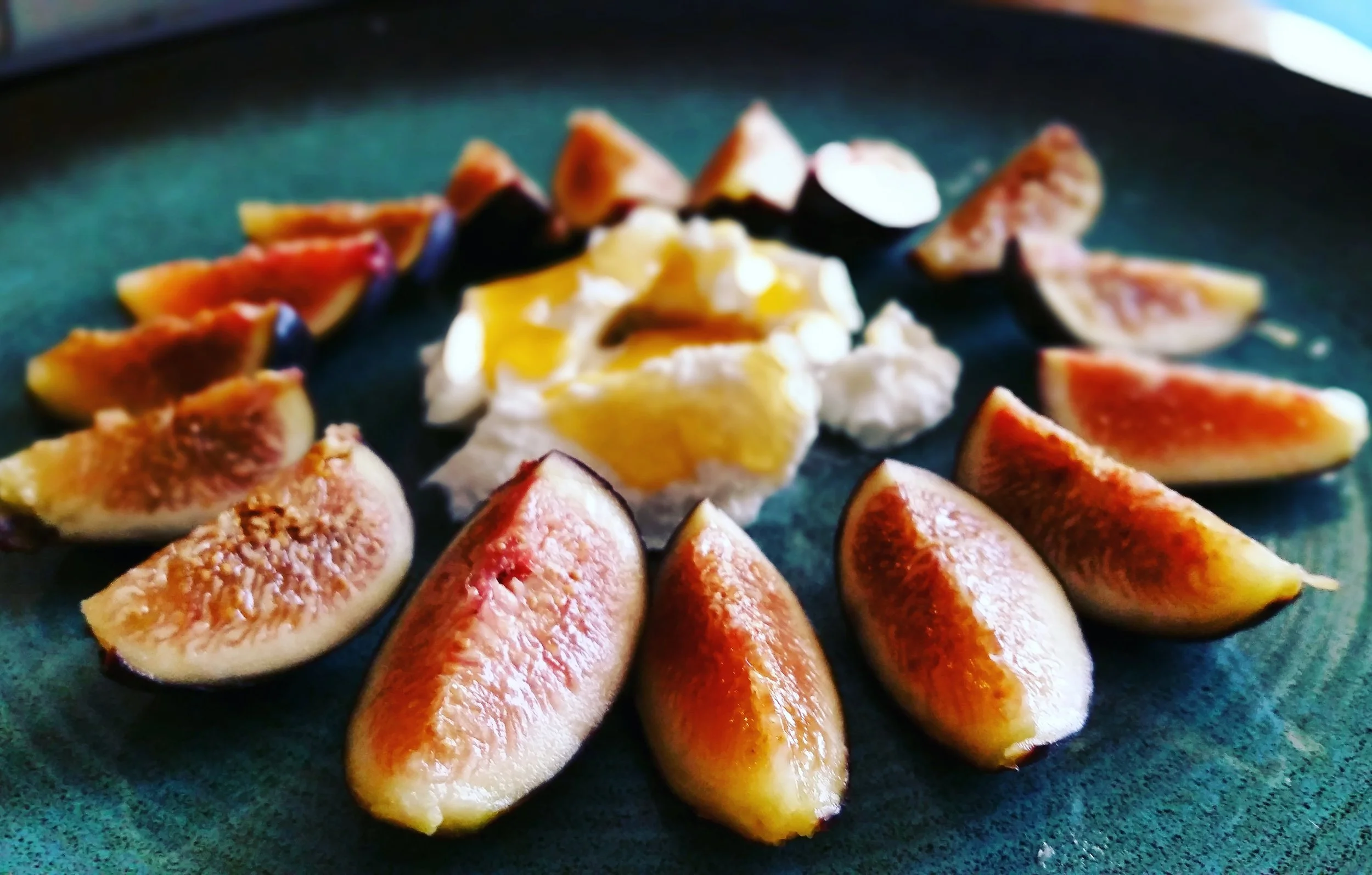Figs with chevre and honey