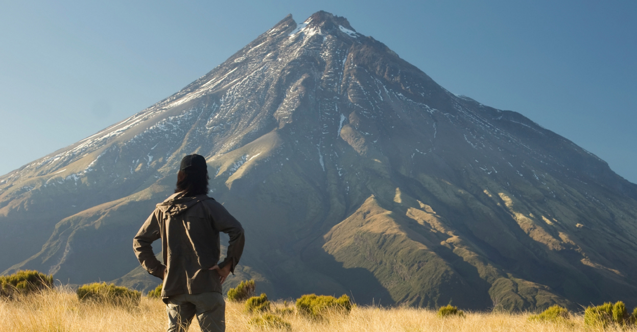 The goal is to put an apple core at the top of this mountain.