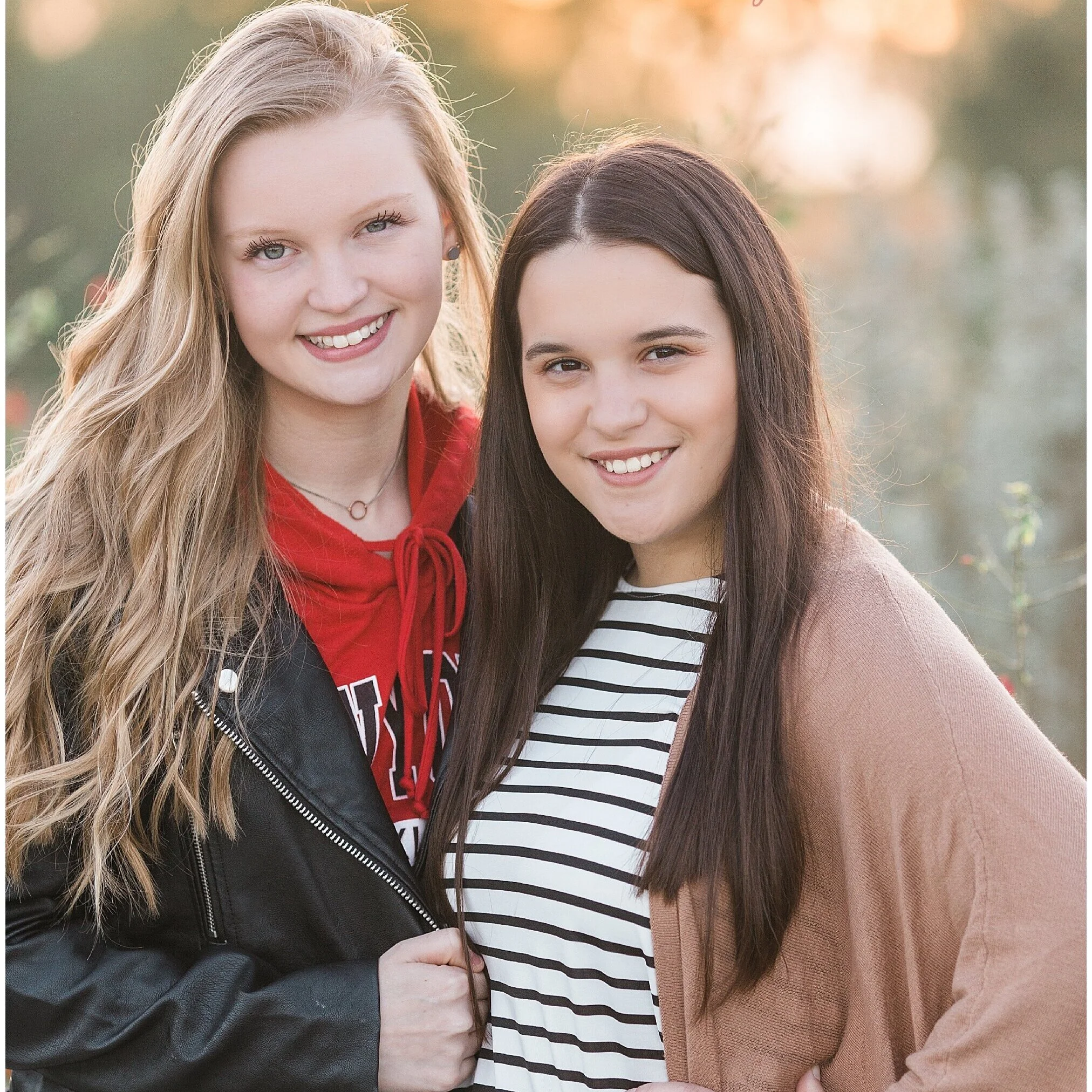 Jasmine + Cheyanne Twin Senior Session | Texas Photographer